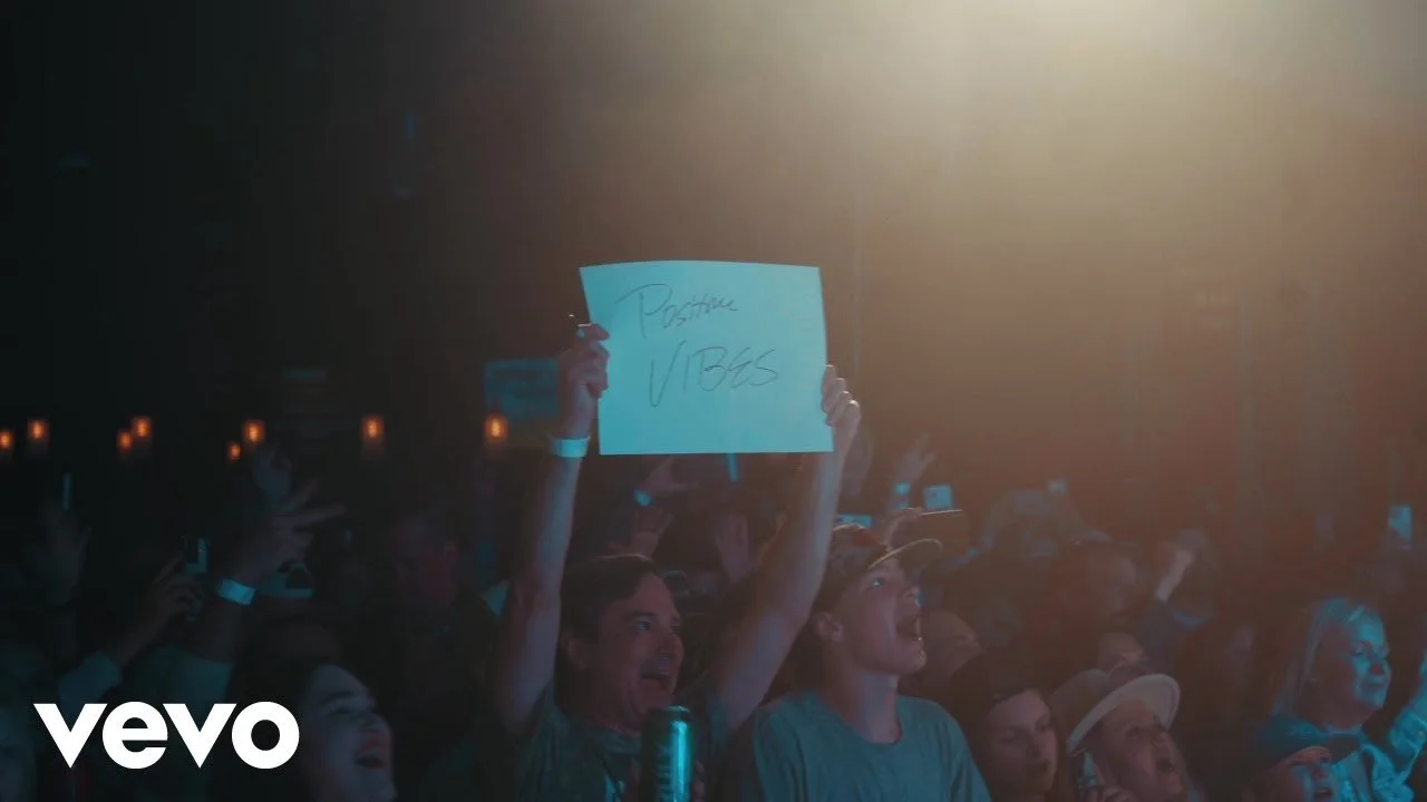 Niko Moon - BETTER DAYS (Official Visualizer)