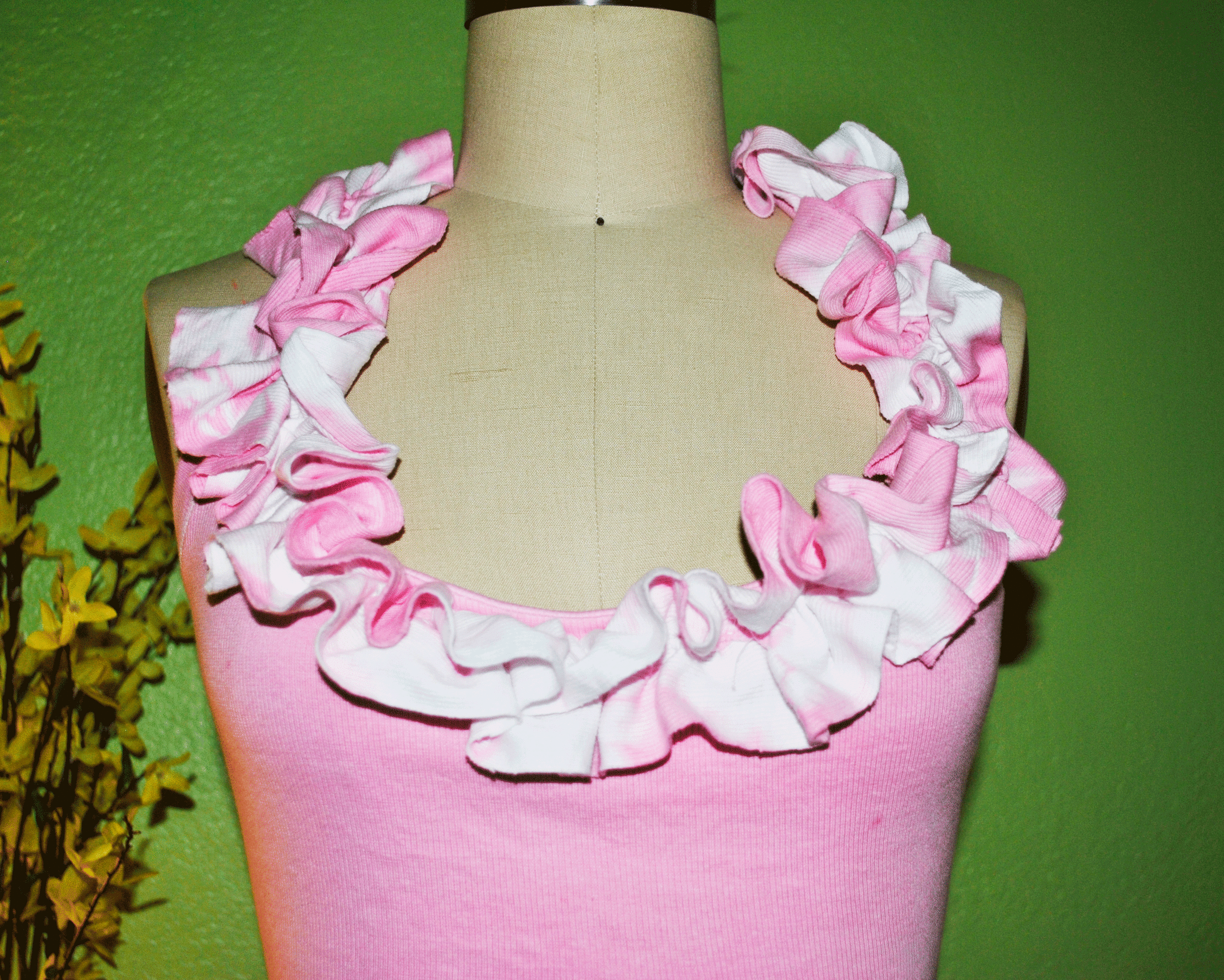 Pink-Ruffle-Tank1.gif