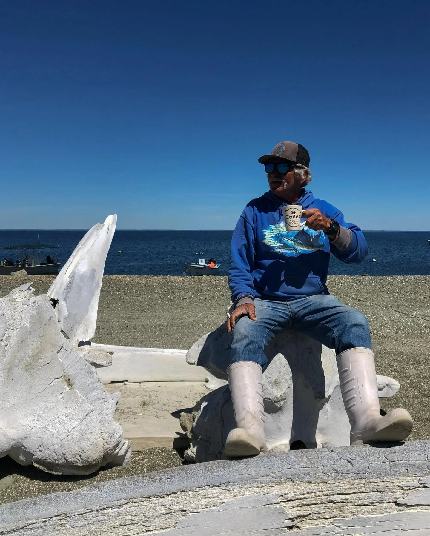 Crisp&iacute;n Mendoza 
The Whale Whisperer 
Bah&iacute;a Magdalena
Baja Legend
#puertomagdalena
#bahiamagdalena
#bajalegend
#thespiritofbajarepublic 
#keepbajabaja
