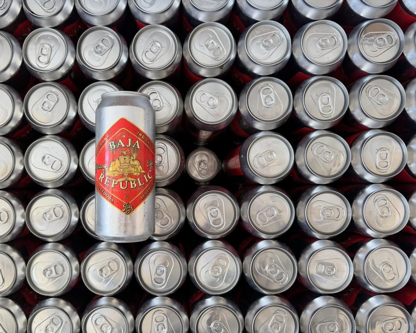 Baja Republic IPA
Brewed in La Paz by: @hiram_saenz666