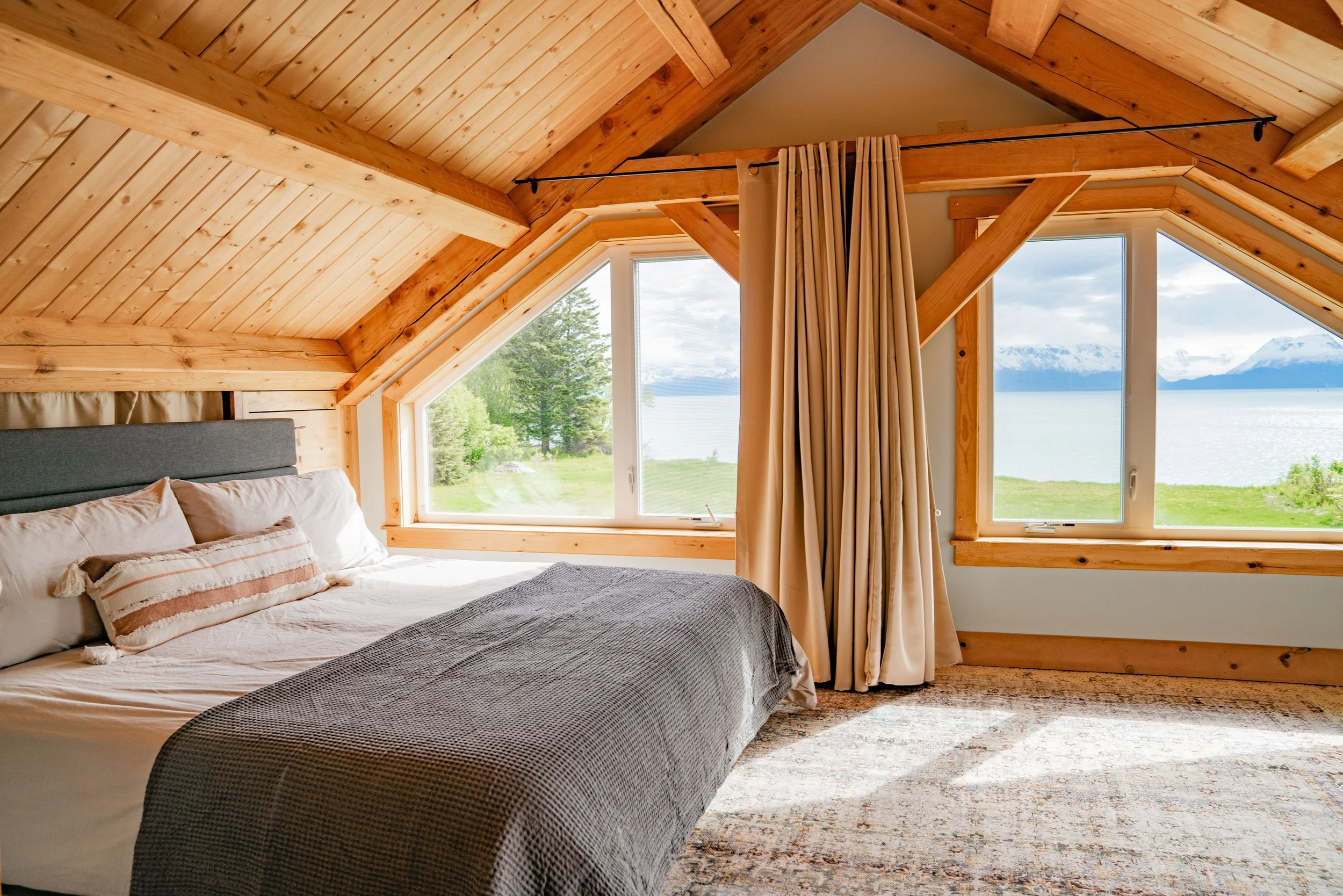 Morris Ave Green House Big (21 of 23).jpg