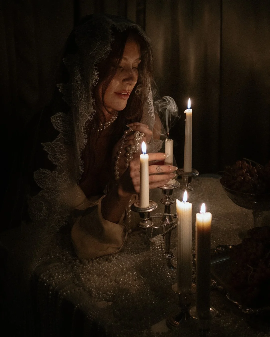 Bridals X spooky season 🕯️

Workshop: @film____club 
Model: @hopewilson_ 
Makeup: @illumeroom