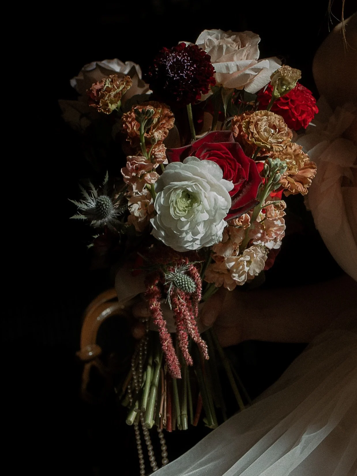 Still not over this stunning church lighting.