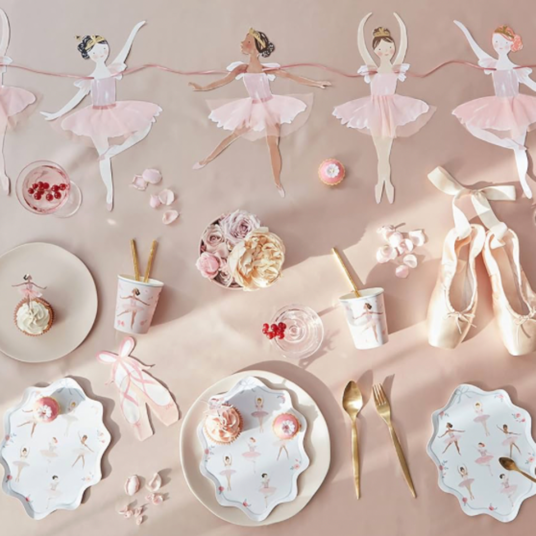 En Pointe Box