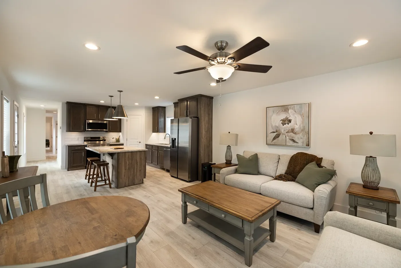 interior photo of the kitchen and living space inside the schult ramsey 217-1