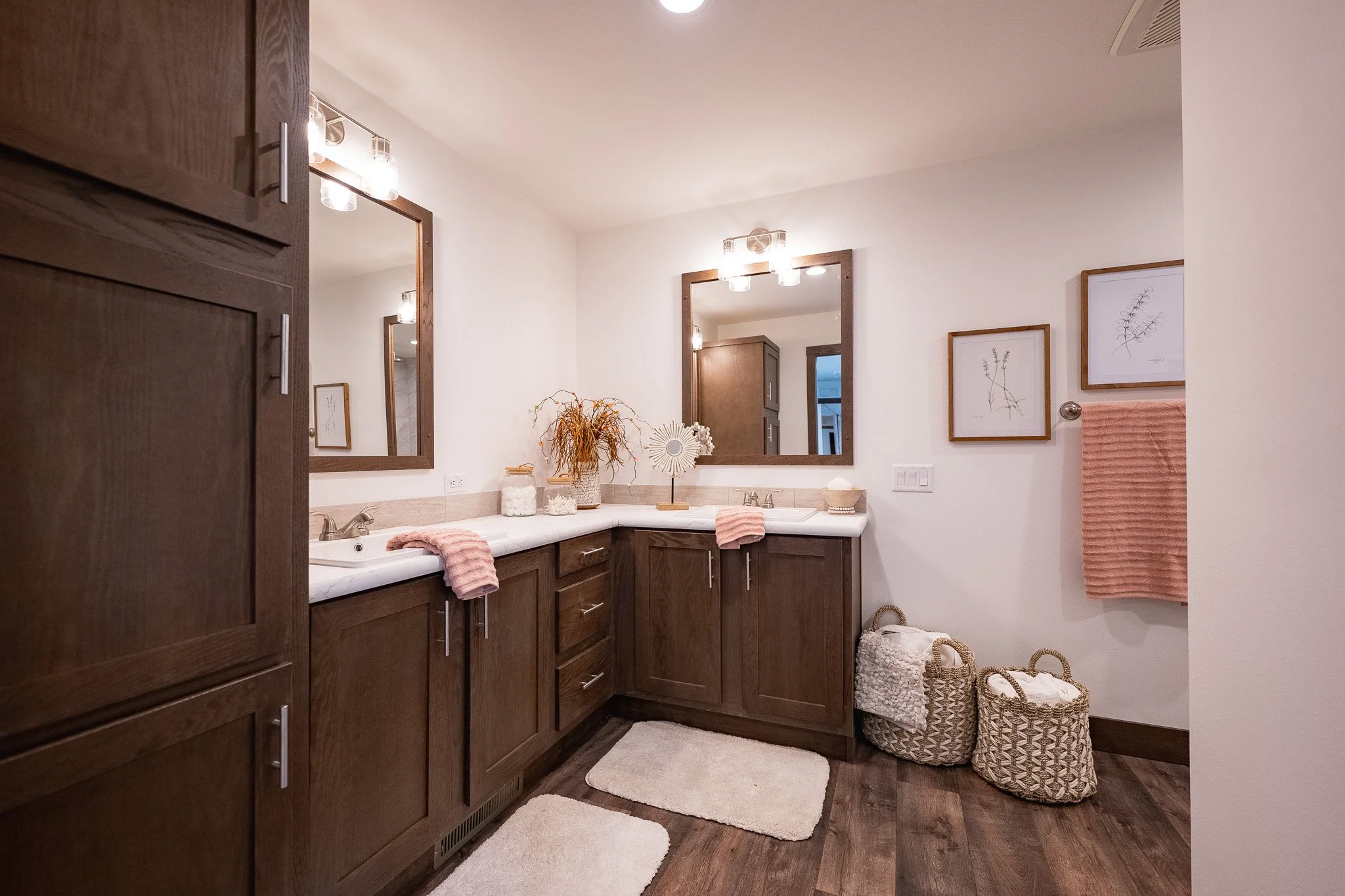 bathroom photo in the schult legend custom manufactured home