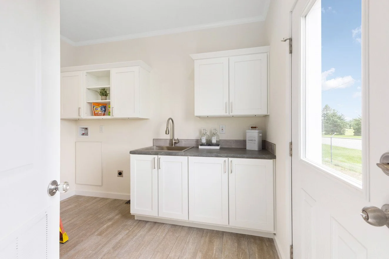 laundryroom photo cavco sapphire manufactured home 