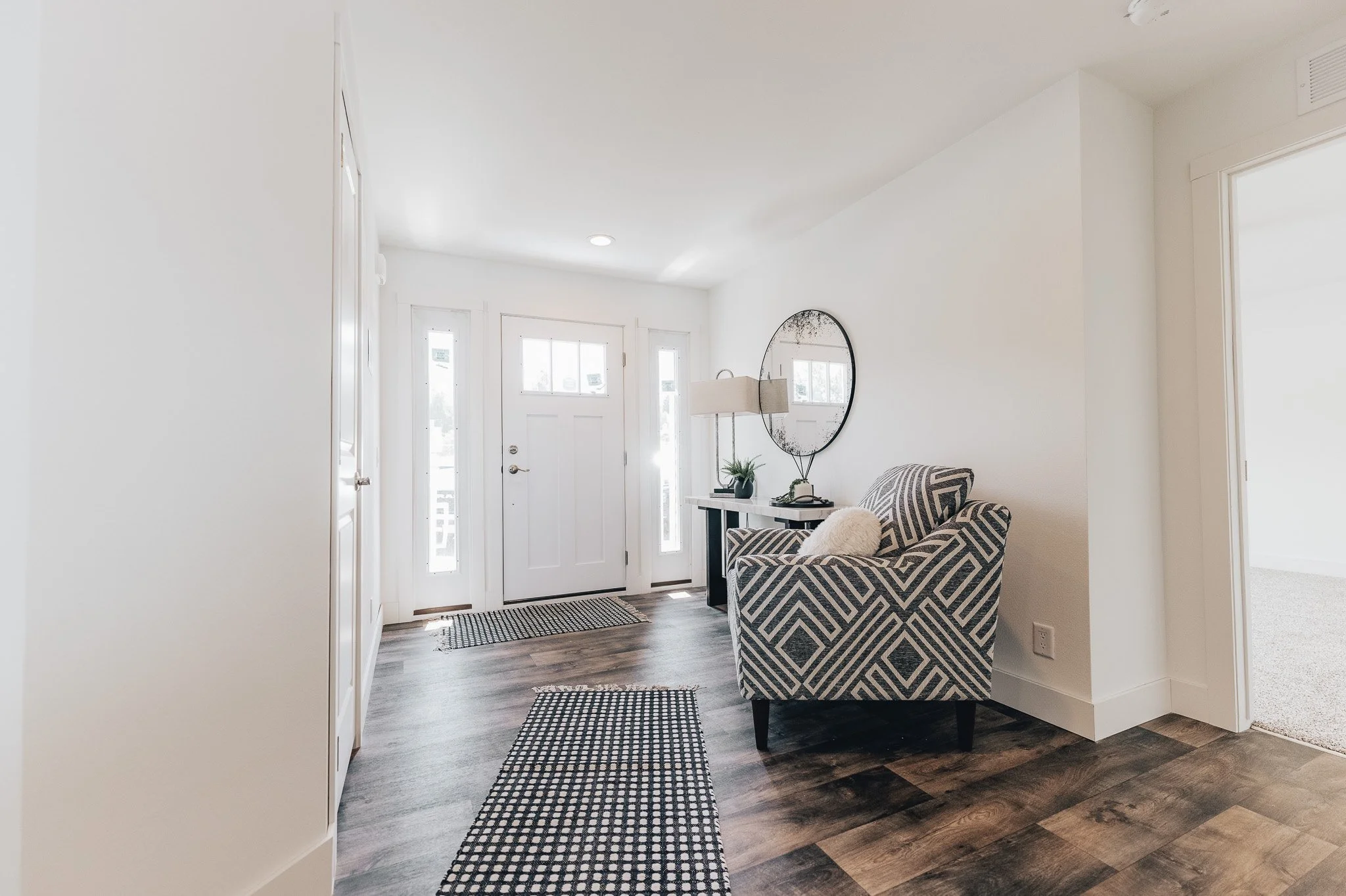 entry photo to front door to the schult legend 66 manufactured home