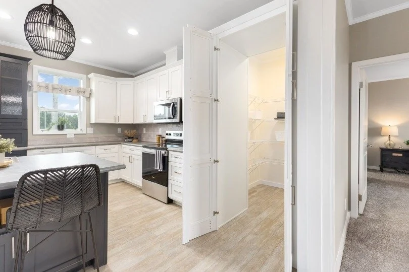 Cavco Sapphire walkin pantry 