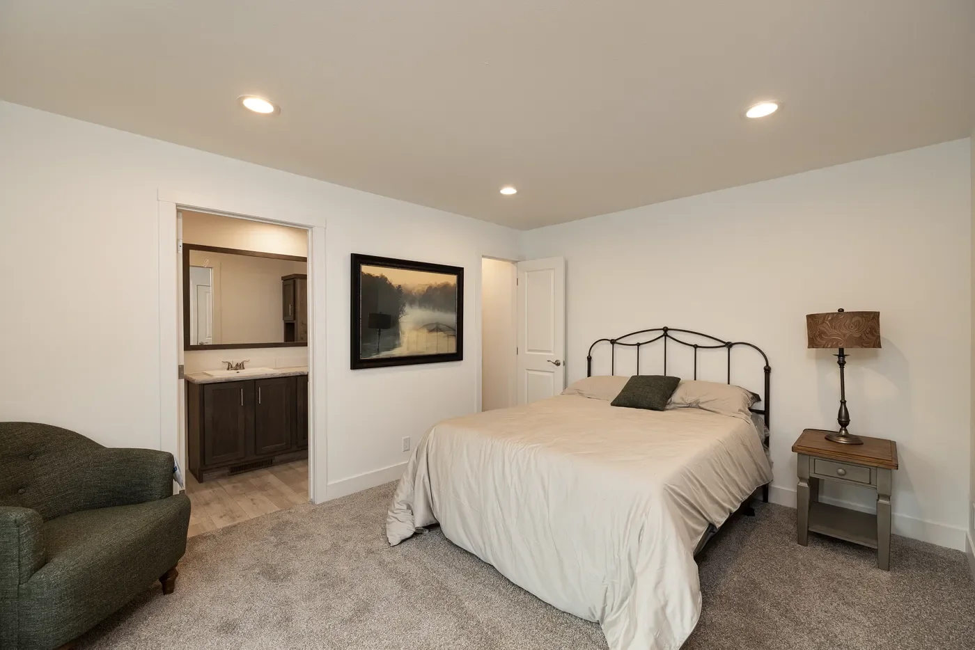 master bedroom photo iinsid ethe schult ramsey 217-1