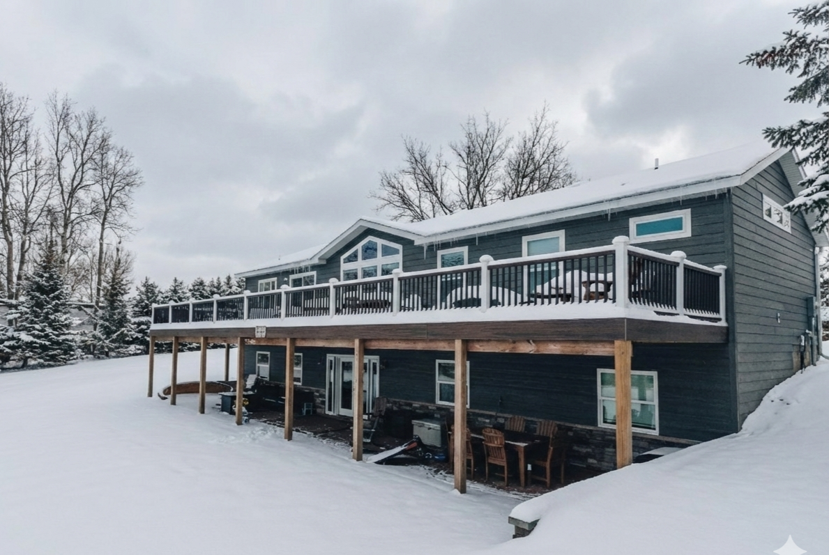 Liechty Homes snow covered home located in minot north dakota can withstand the cold winters in north dakota for modular homes