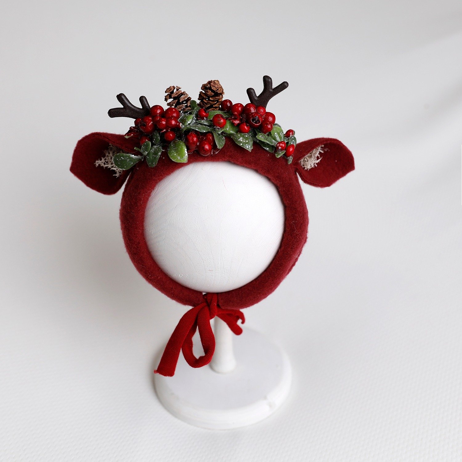 Red Reindeer Bonnet