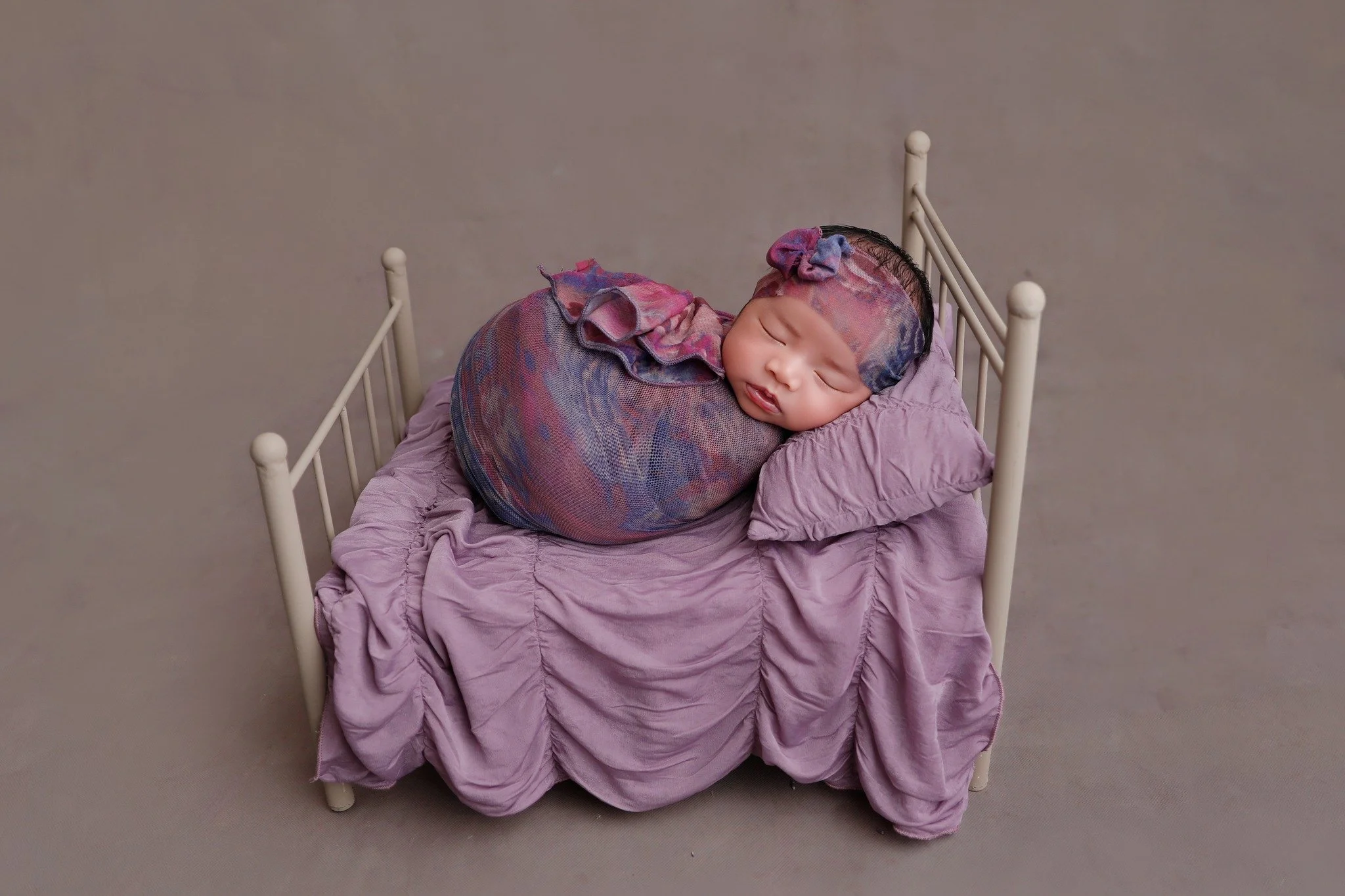 Plush Baby Bed Sheet and Pillow Set