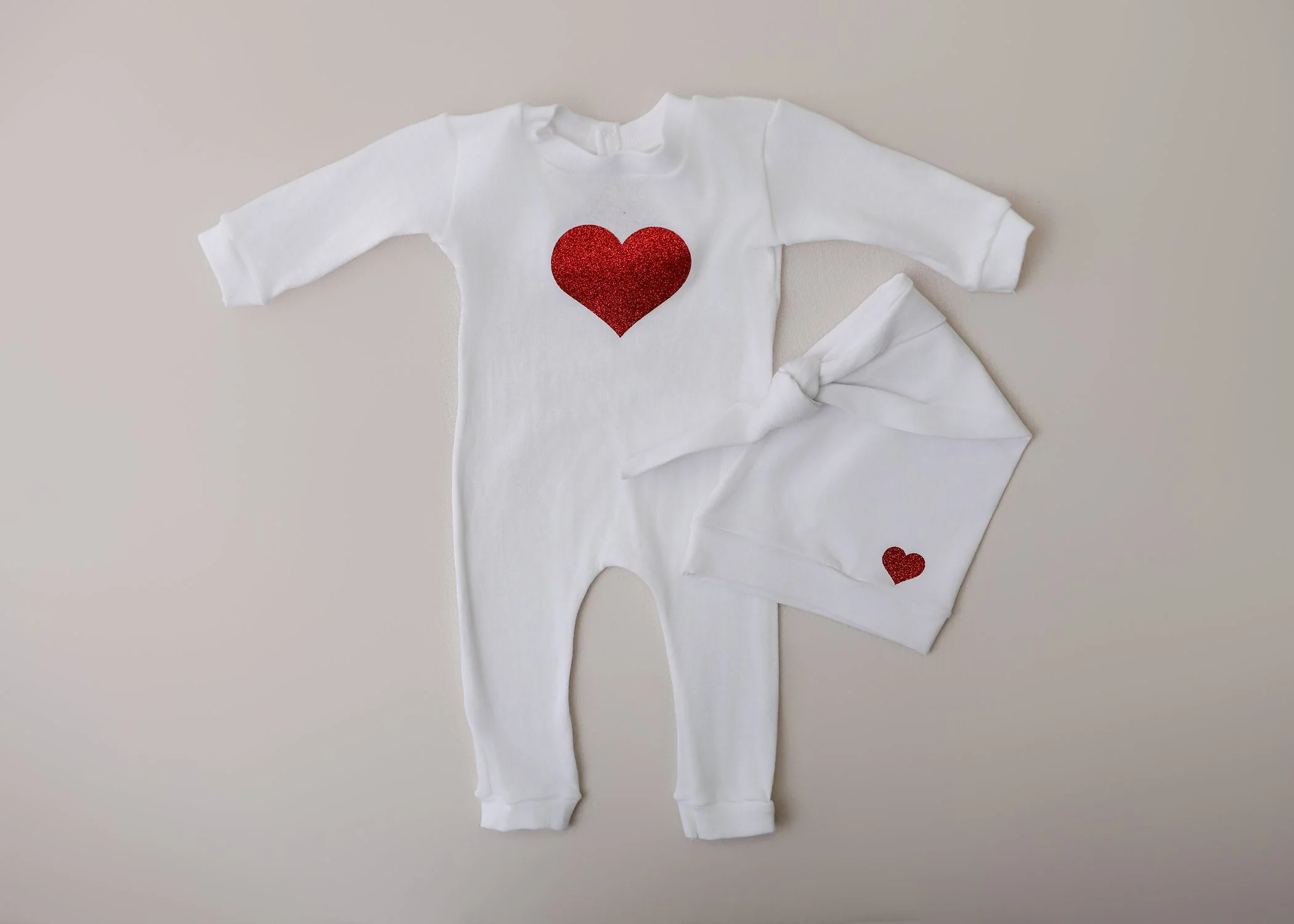 Sparkle Heart – Newborn Romper & Hat Set