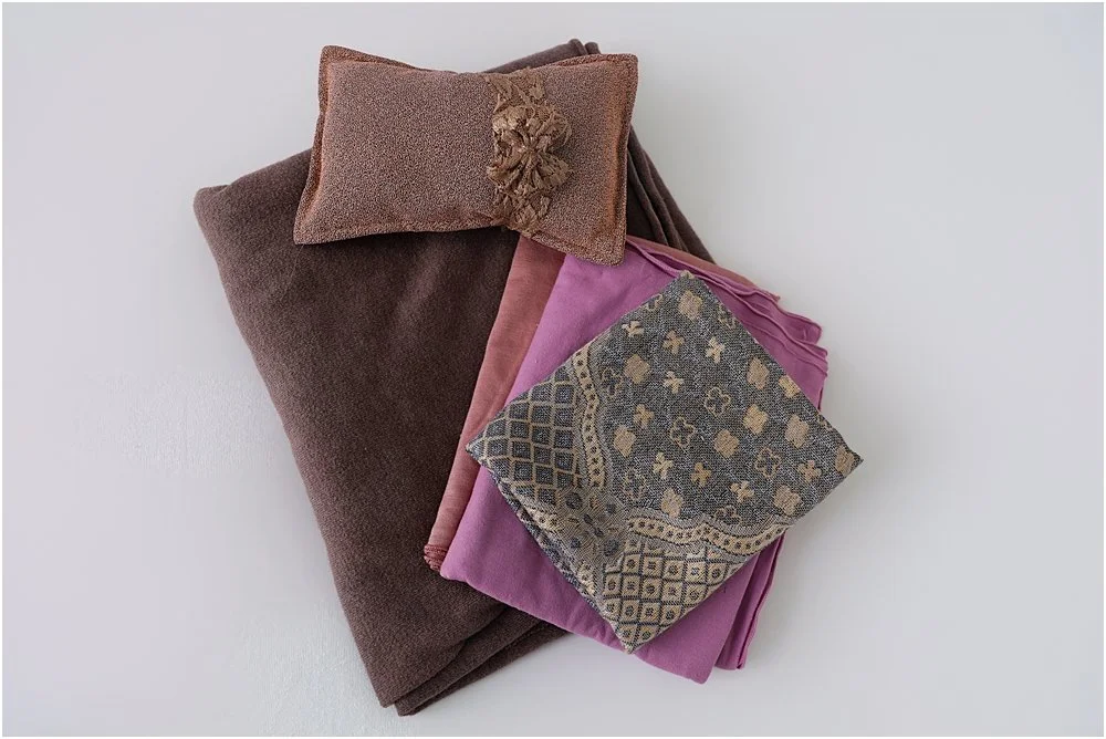 Warm brown toned set