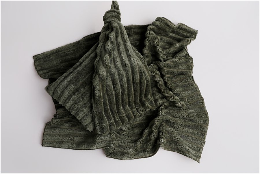 Forest Green Ribbed Pillow & Layer Set