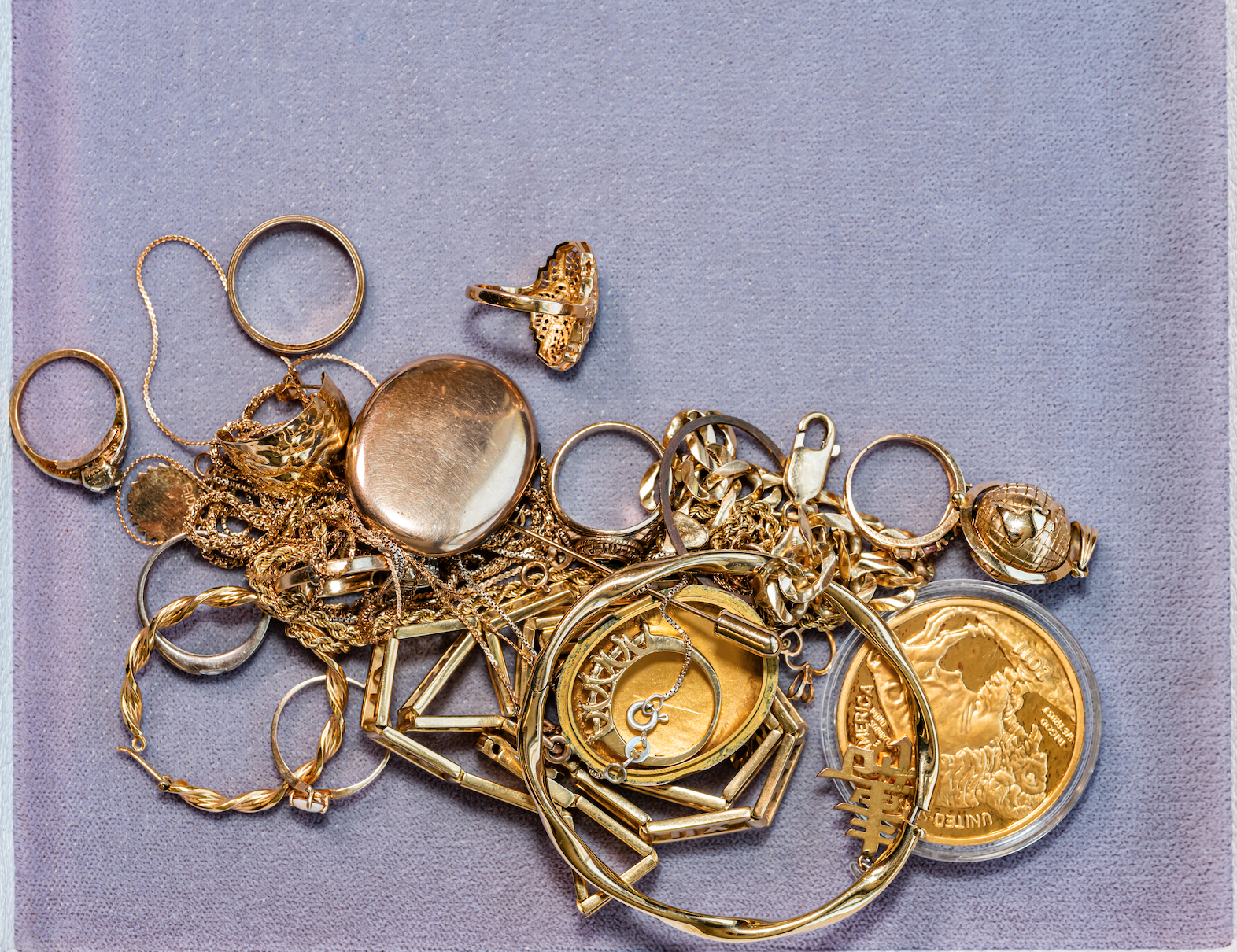How Does Jewelry Recycling Work?