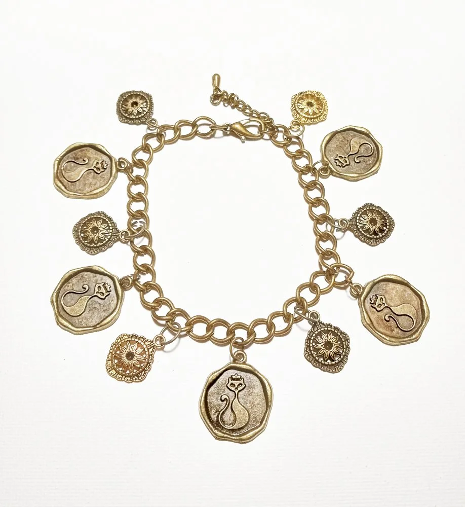 princess cat bracelet 1.jpg