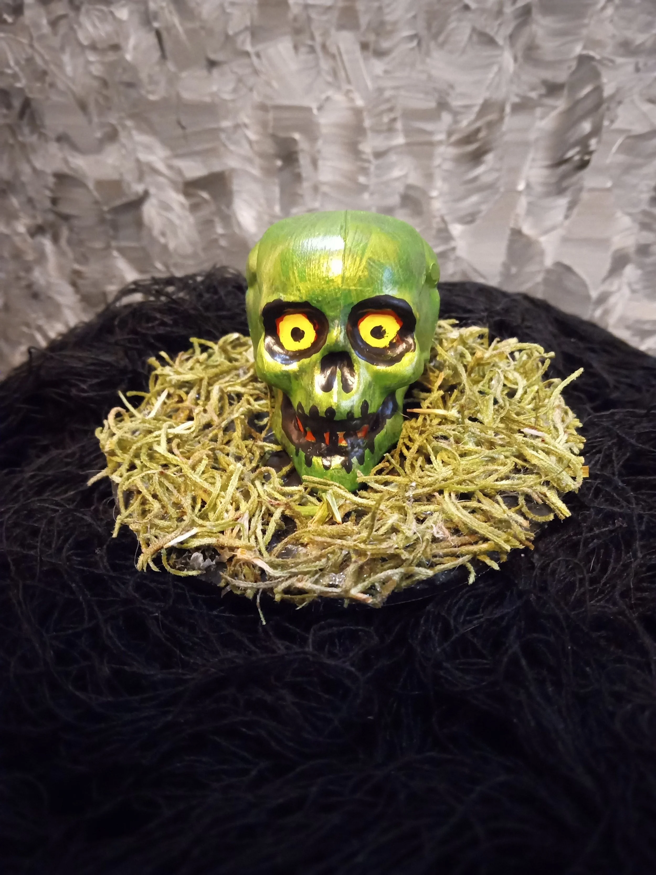 mini skull zombie front.jpg