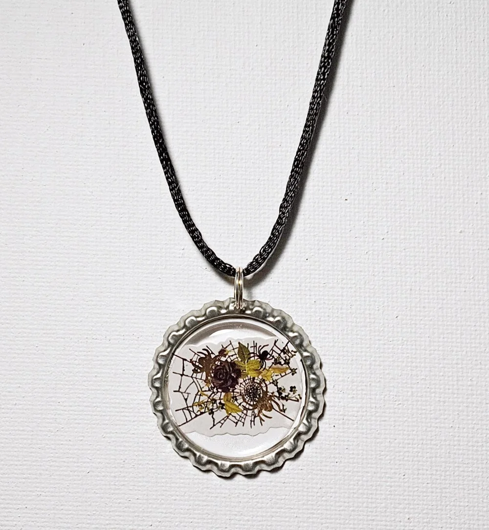 Goth Spiderweb Flowers Pendant Necklace