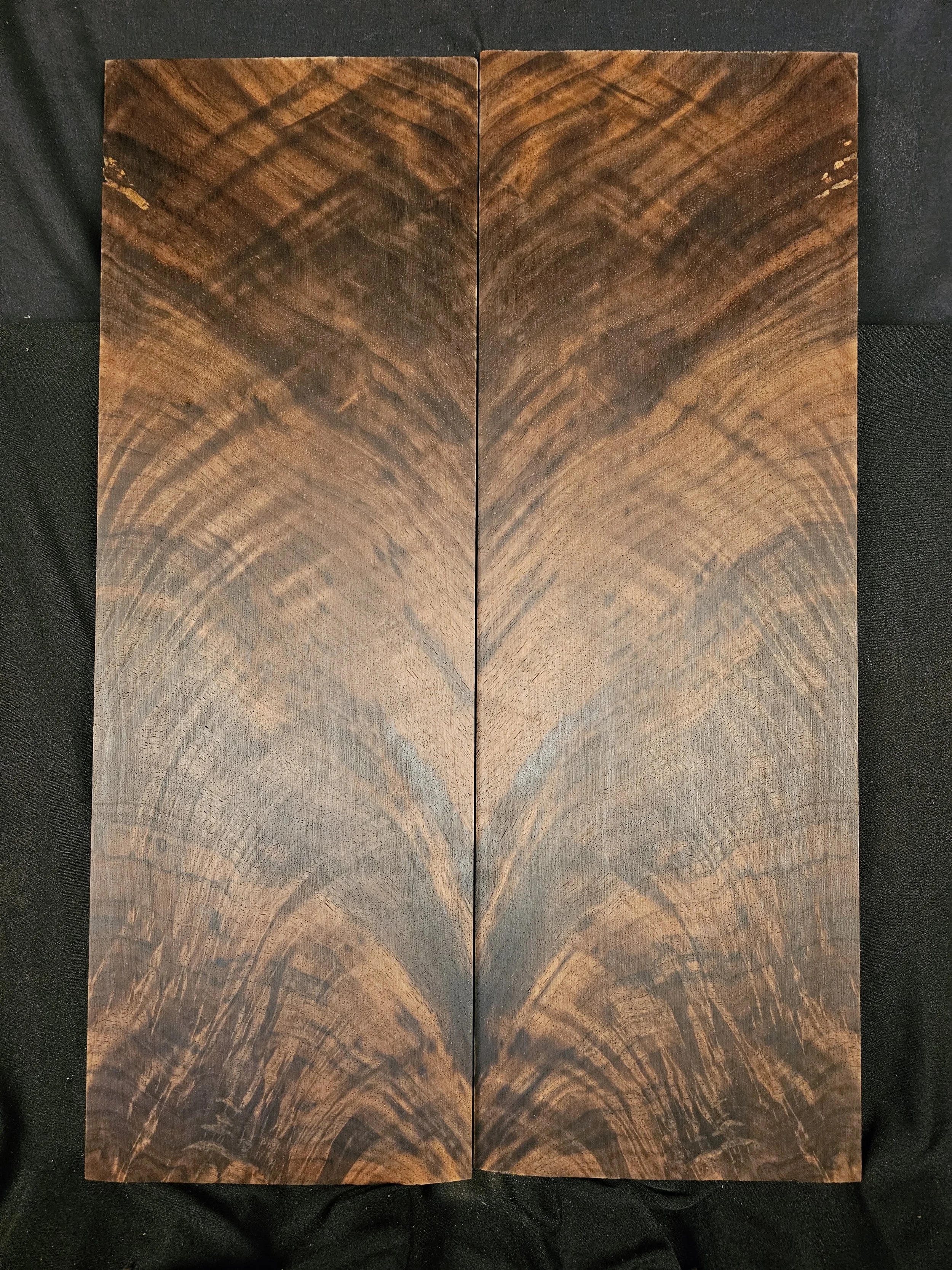 Black Walnut Flame Set