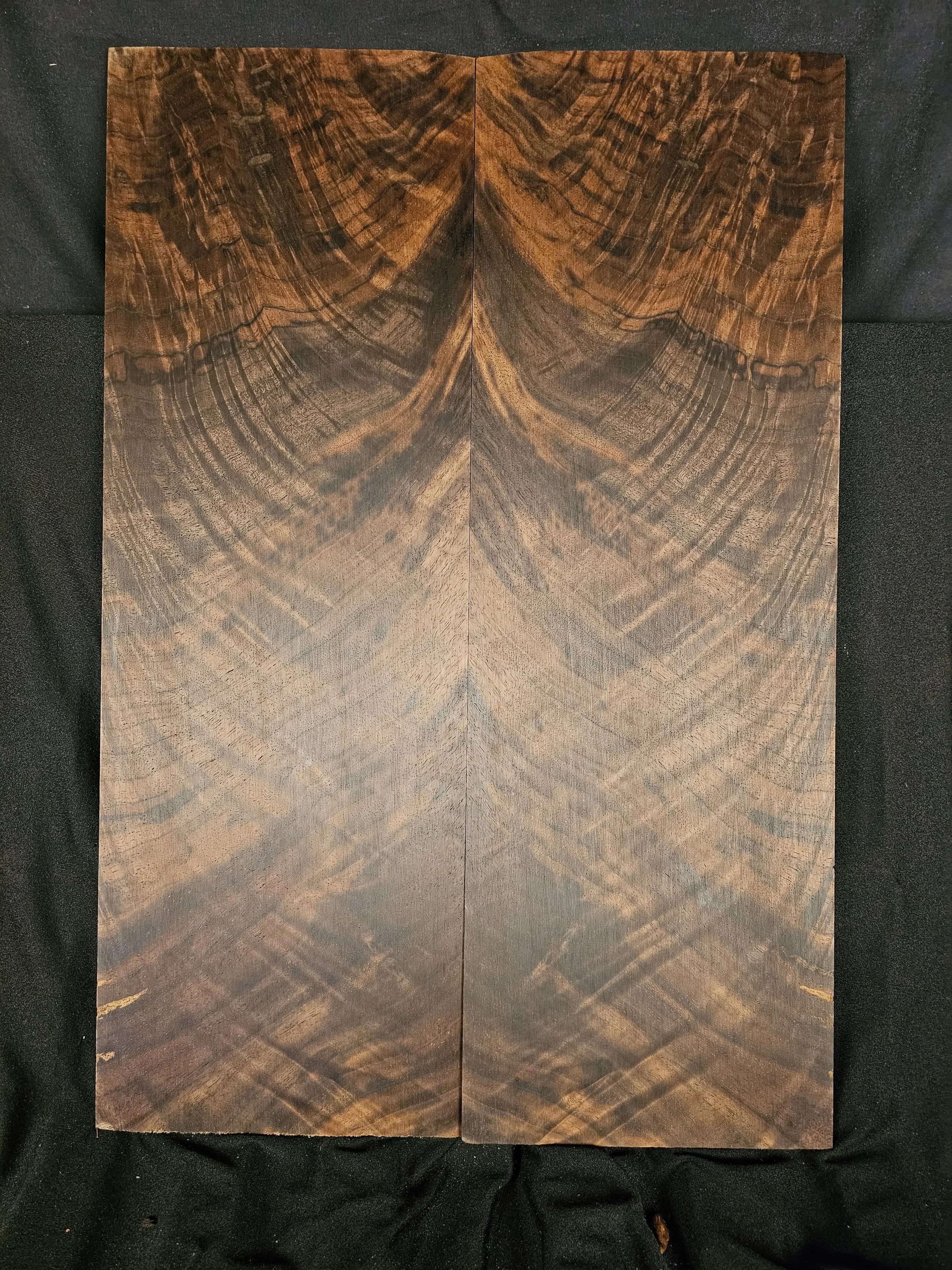 Black Walnut Flame Set