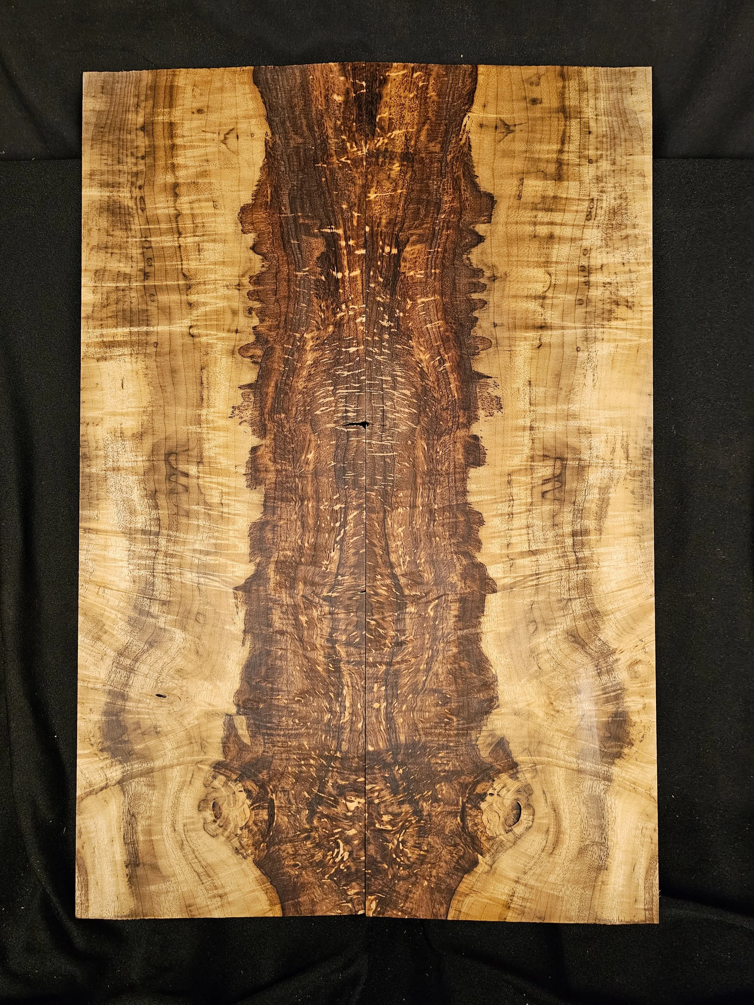 Myrtlewood Flame Set