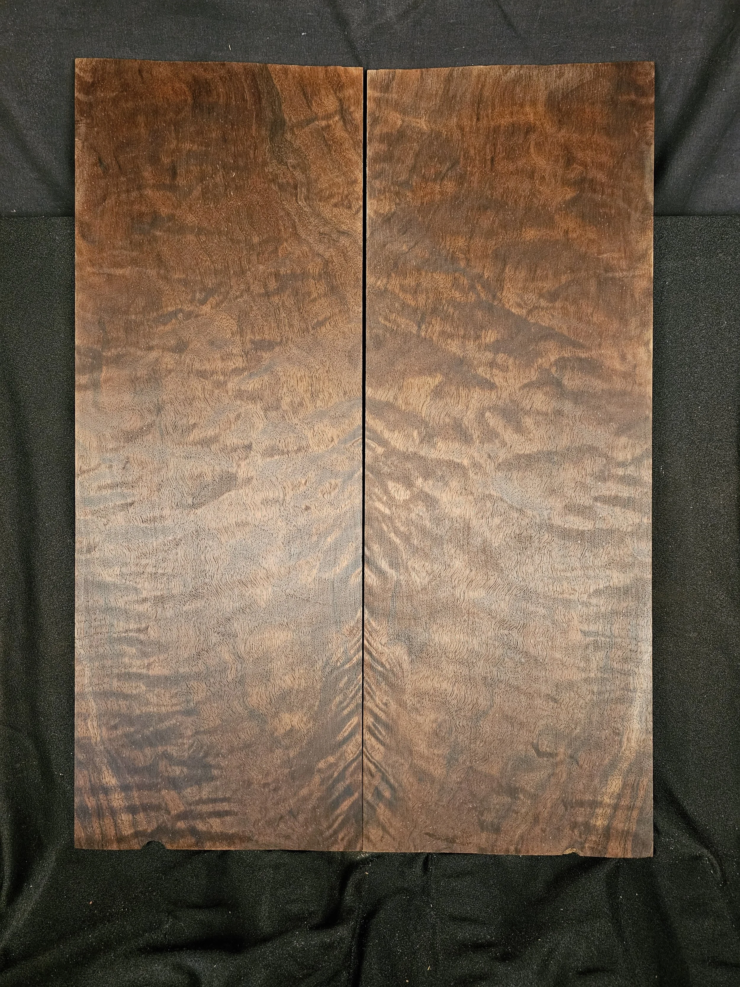 Black Walnut Flame Set