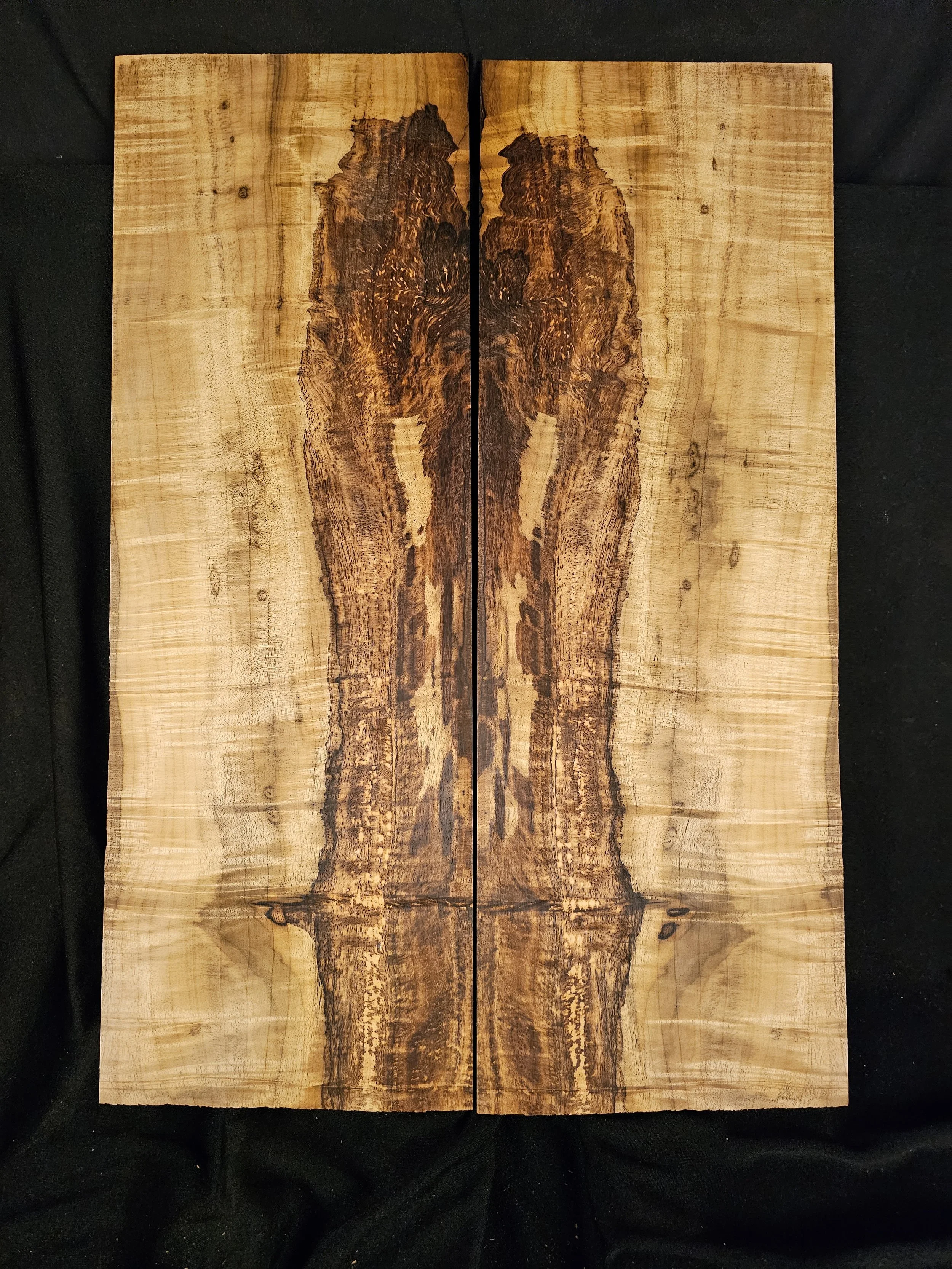 Myrtlewood Flame Set