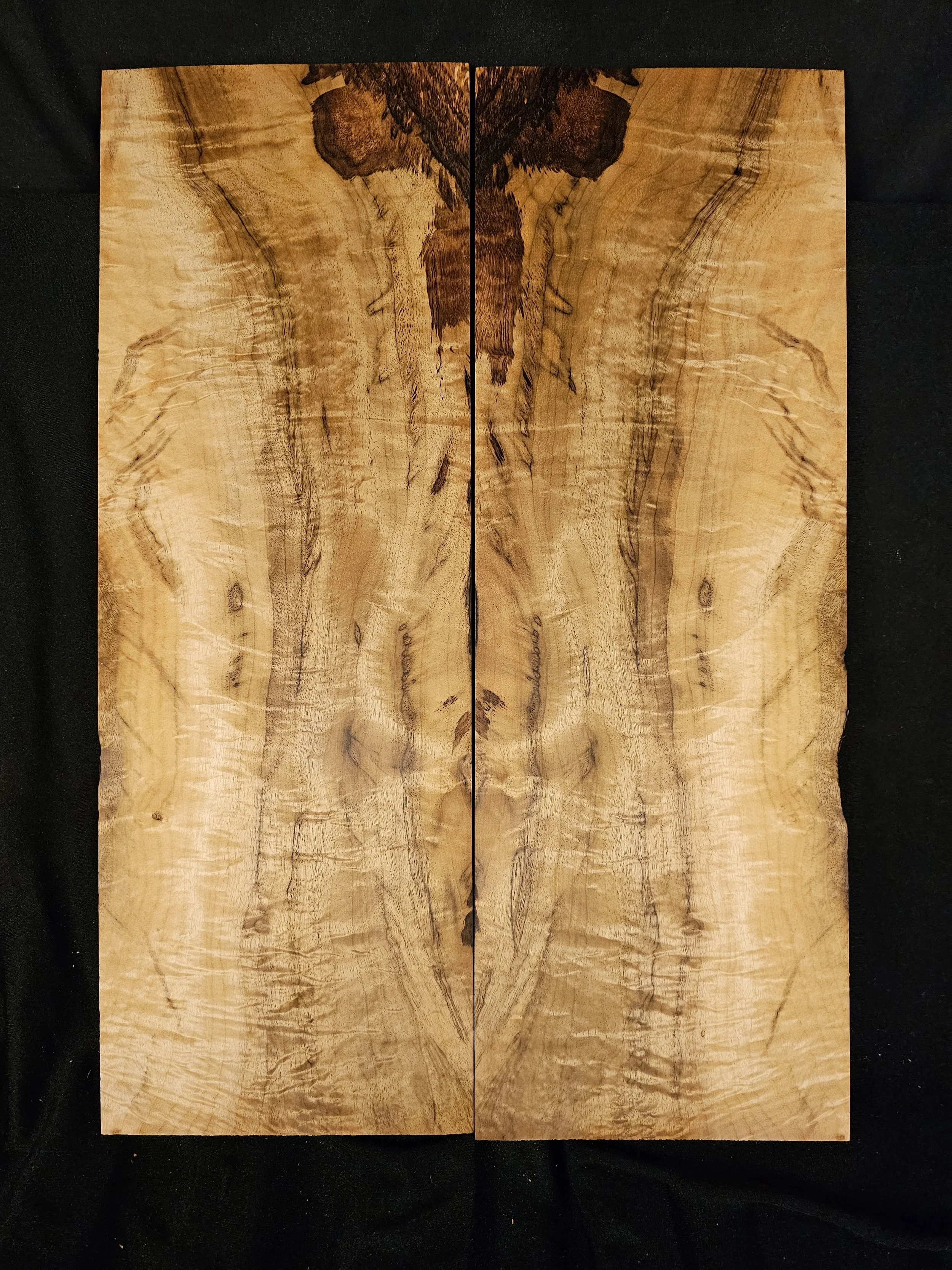 Myrtlewood Flame Set
