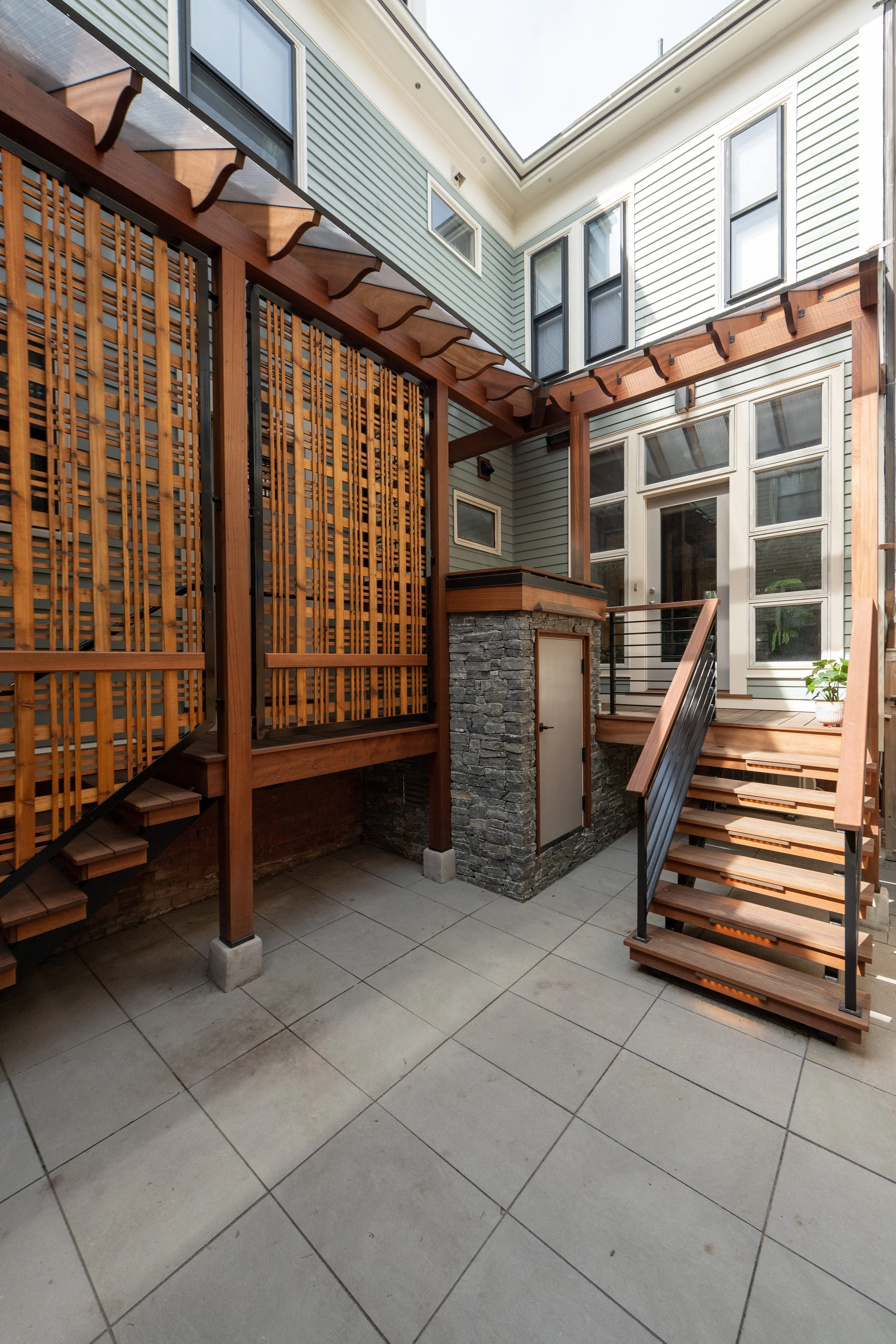 EastMeetsWestDeck_DSC3687.jpg