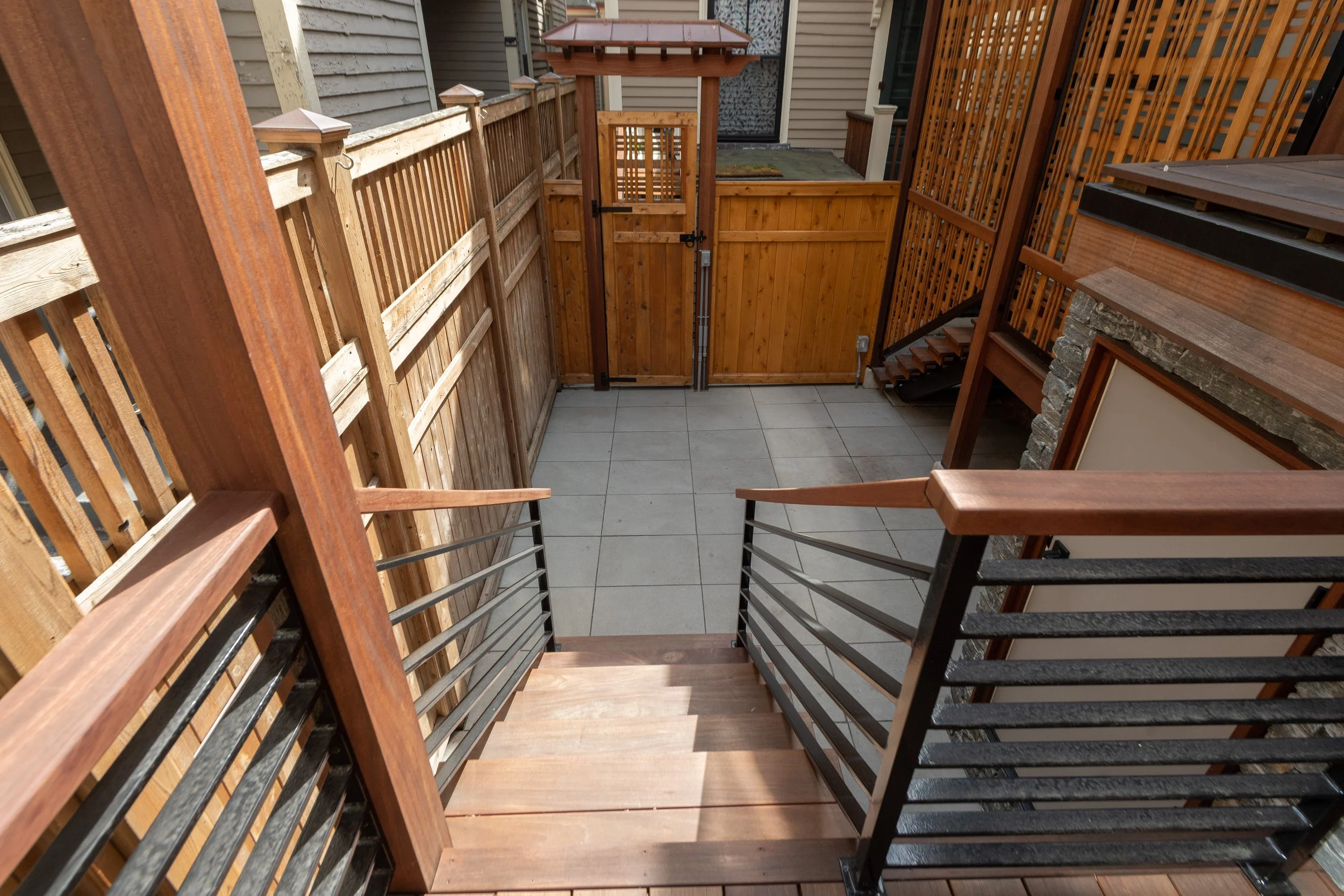 EastMeetsWestDeck_DSC3692.jpg