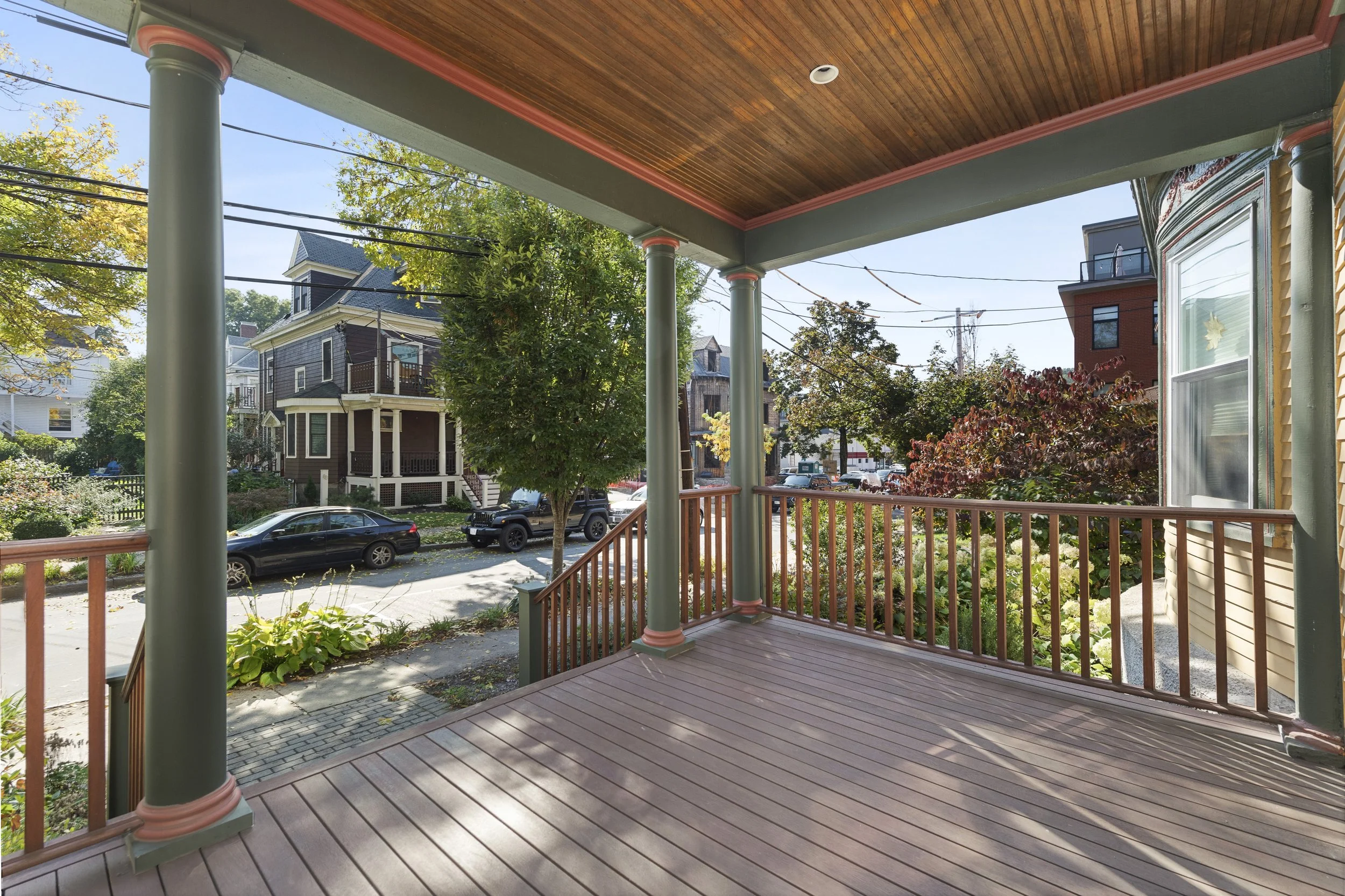 BrooklinePorch_DSC5196.jpg