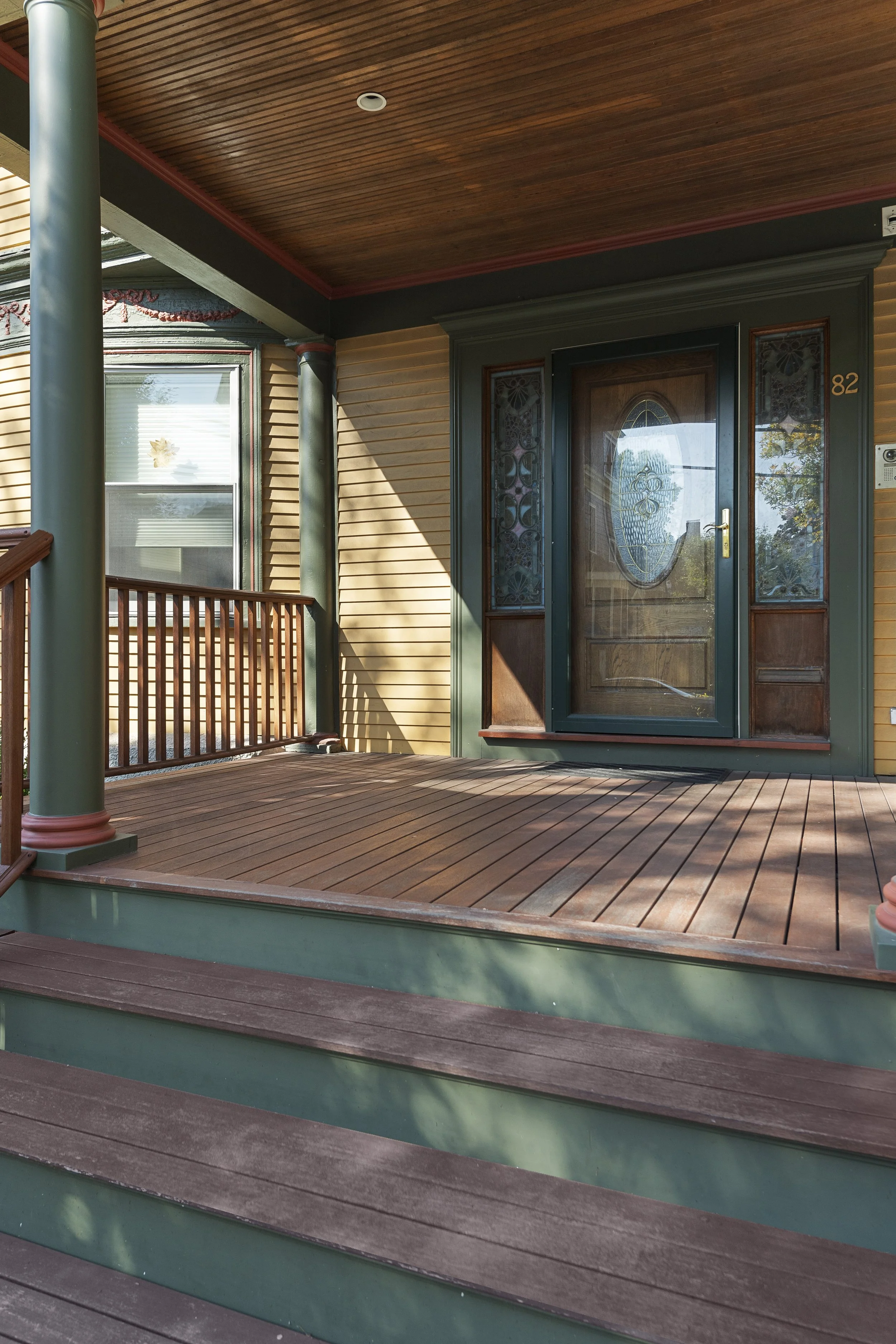 BrooklinePorch_DSC5209.jpg