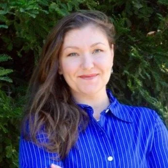 SEA Alumna headlines 2019 Graduation Celebration 