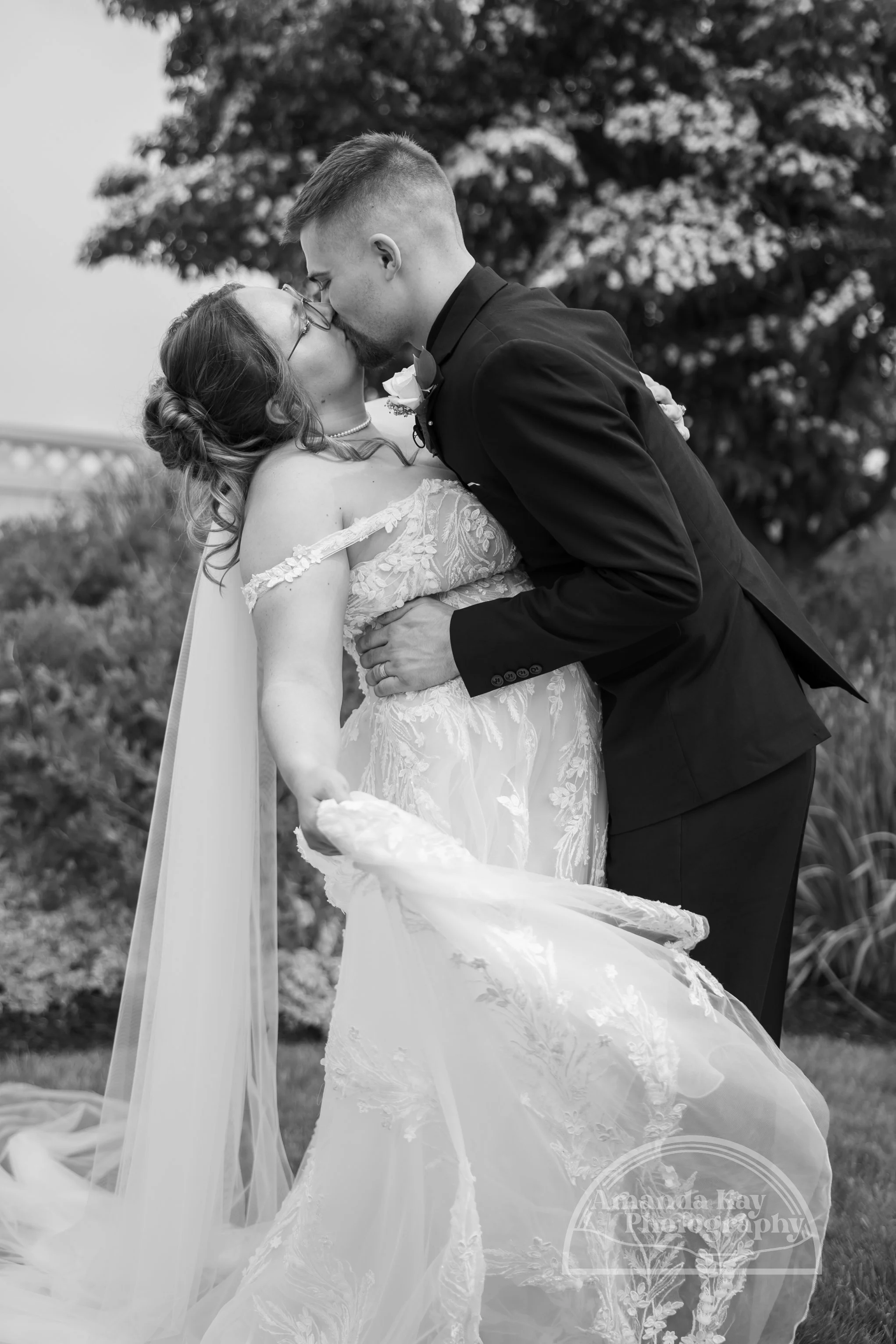 Kelsey&DylansWedding-189.jpg