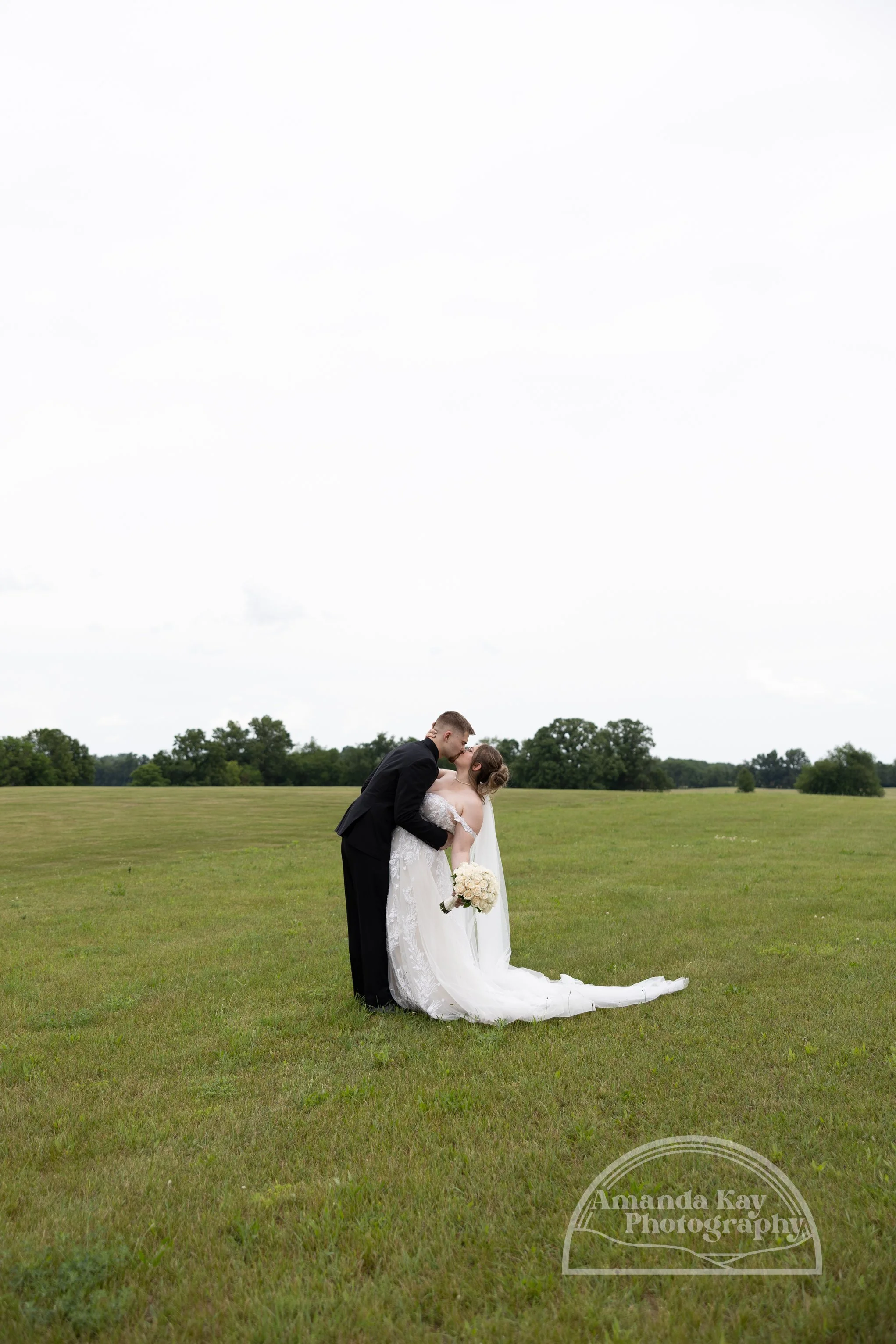 Kelsey&DylansWedding-243.jpg