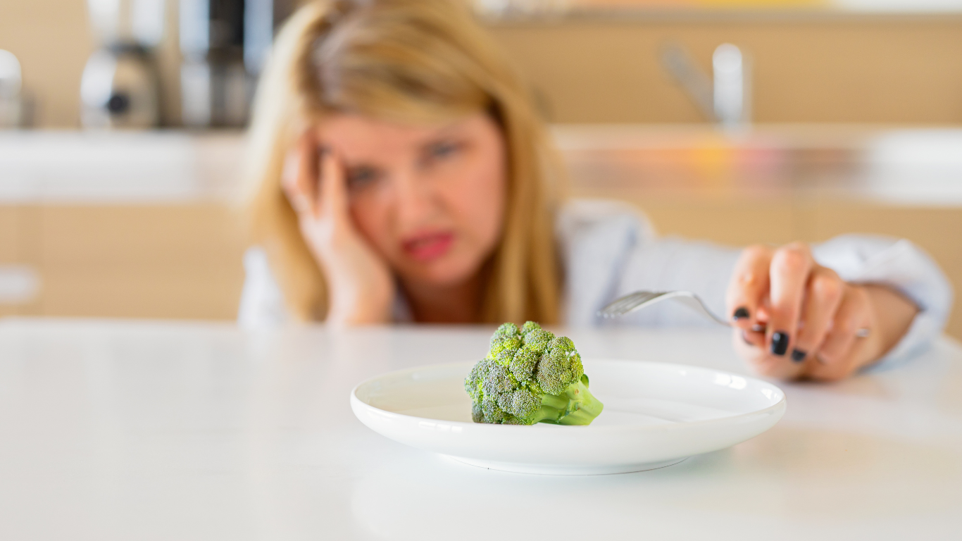 Navigating Fad Diets through the Lens of Functional Nutrition.png