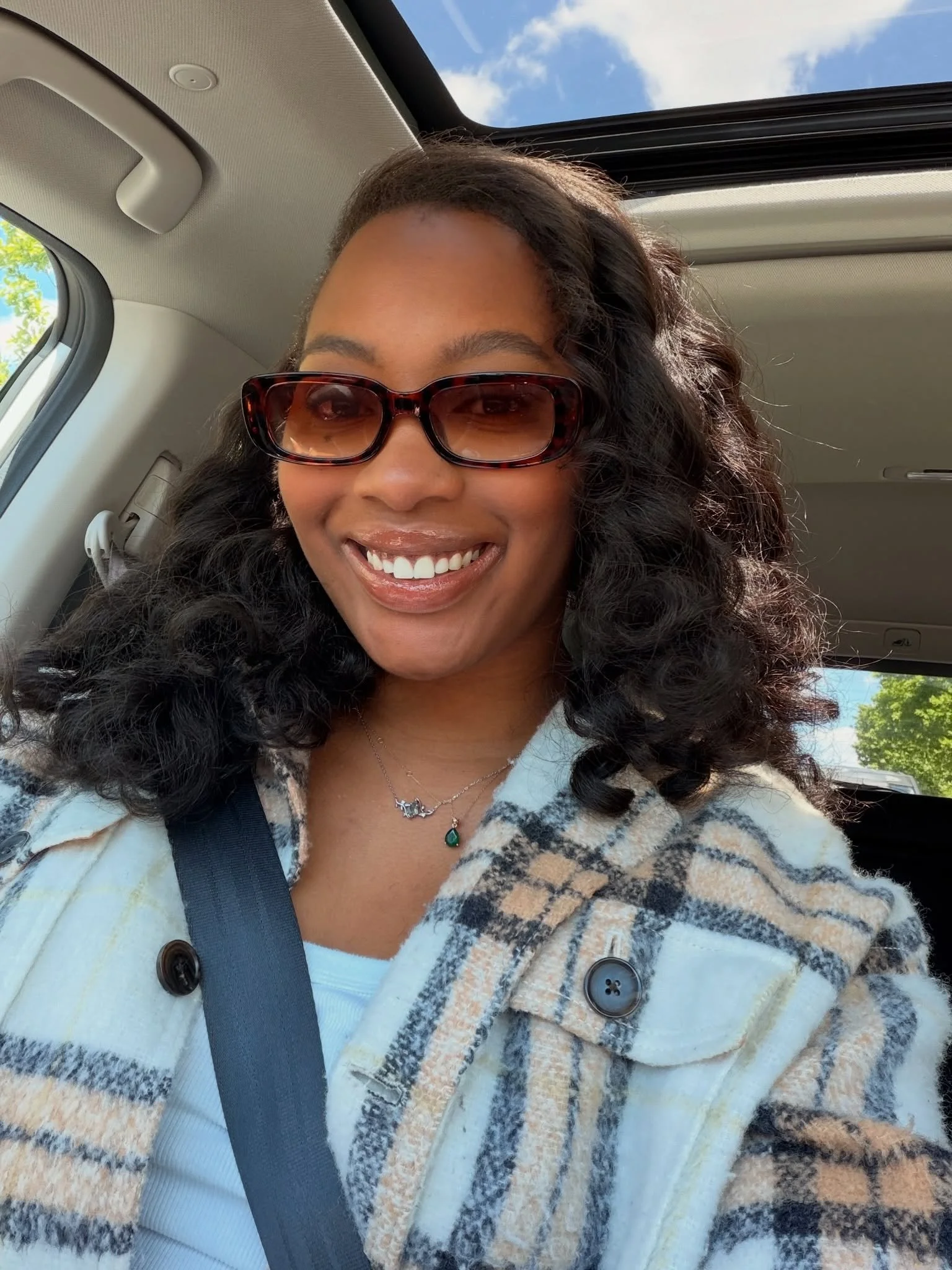 Everybody say heyyyy Ms. Homegirl! 👋🏾😂

What&rsquo;s Happening in the Market Right Now?

Spring activity is up across the board, with sales rising sharply in March month-over-month in much of the area. Northern Virginia and the Maryland suburbs le