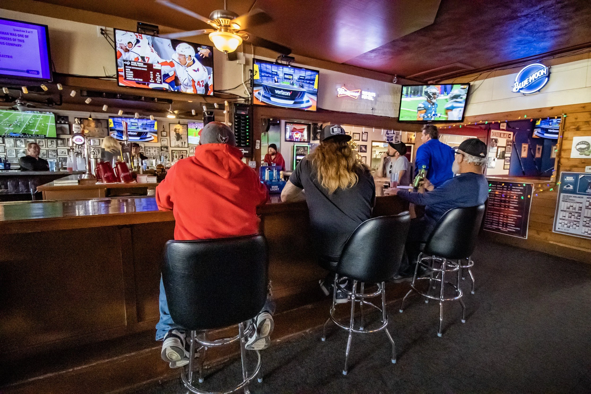 Benny's Restaurant and Lounge