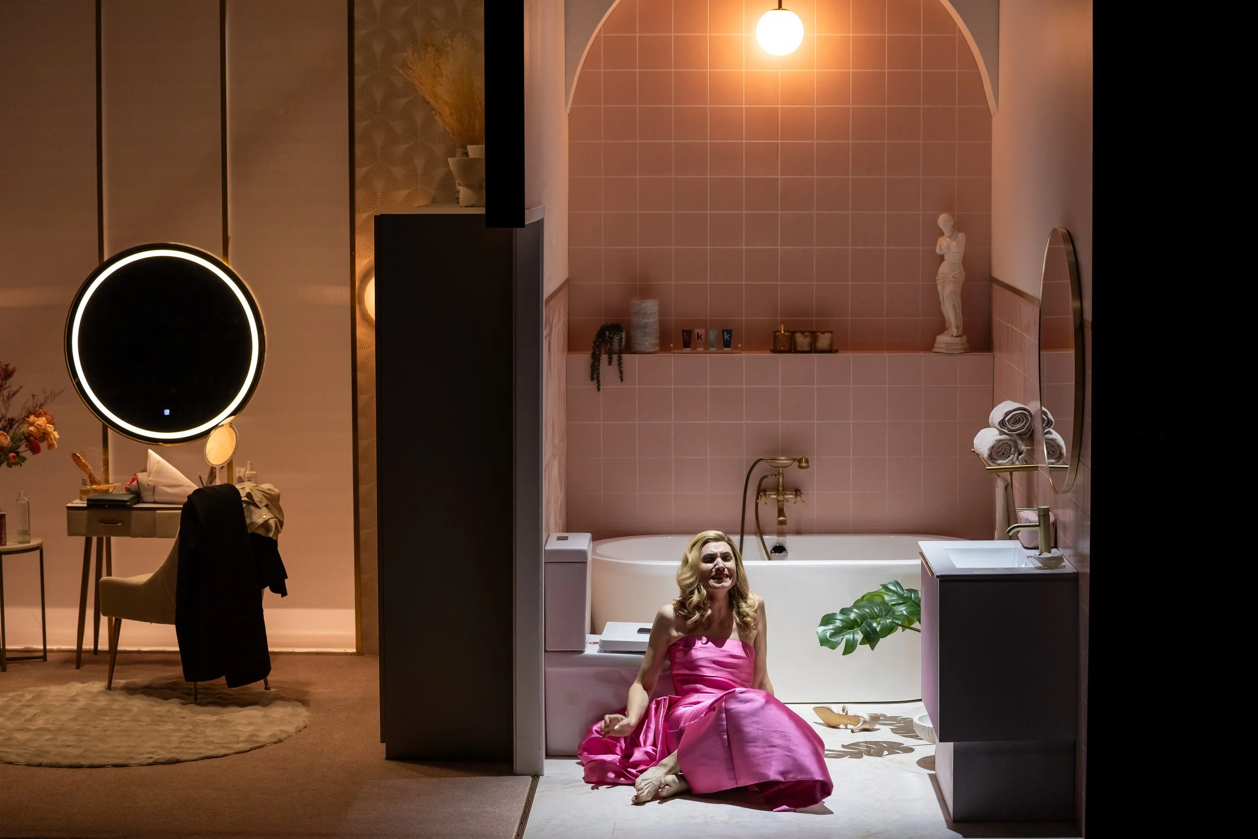 Aphrodite - Sydney Chamber Opera_Carriageworks JESSICA O'DONOGHUE as Ava_credit_Daniel Boud_057.jpg