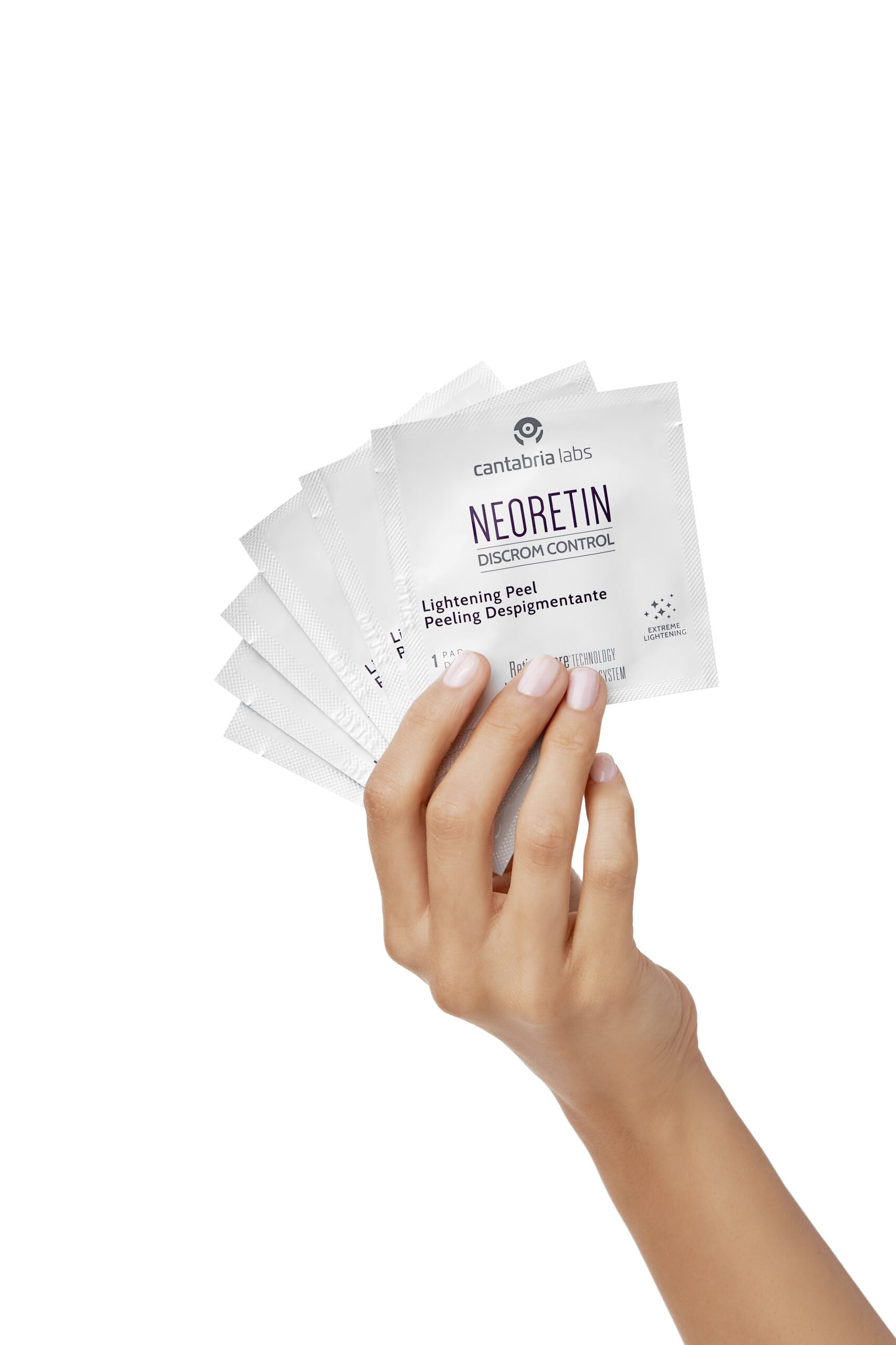 NEORETIN-Discrom-Control-Lightening-Peel-pads-1