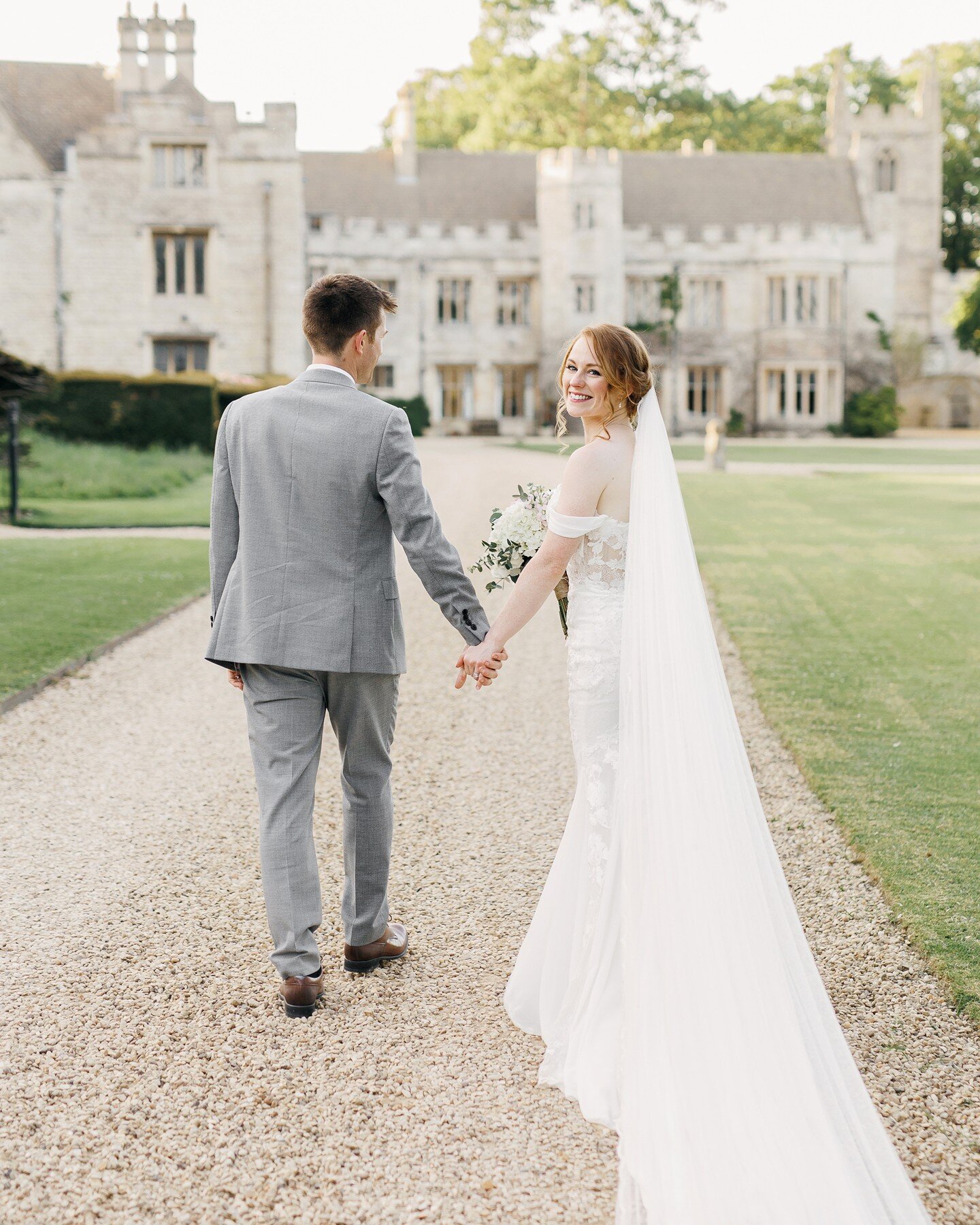 Emma &amp; Rorie had a glorious summer wedding - Irnham Hall as the backdrop, a white VW Beetle, beautiful lilacs in bloom around the grounds...what a treat 🤍

Venue: @irnhamhall
Photography: @whitestagweddings
Dress: @pronovias
Florist: @michelegle