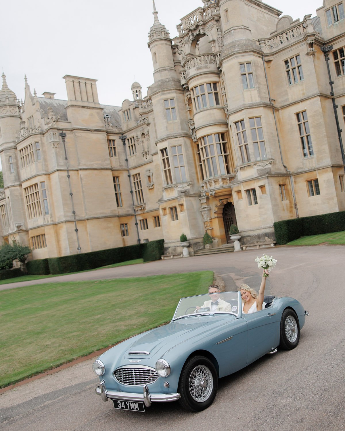 harlaxton-manor-classic-wedding-car.jpg