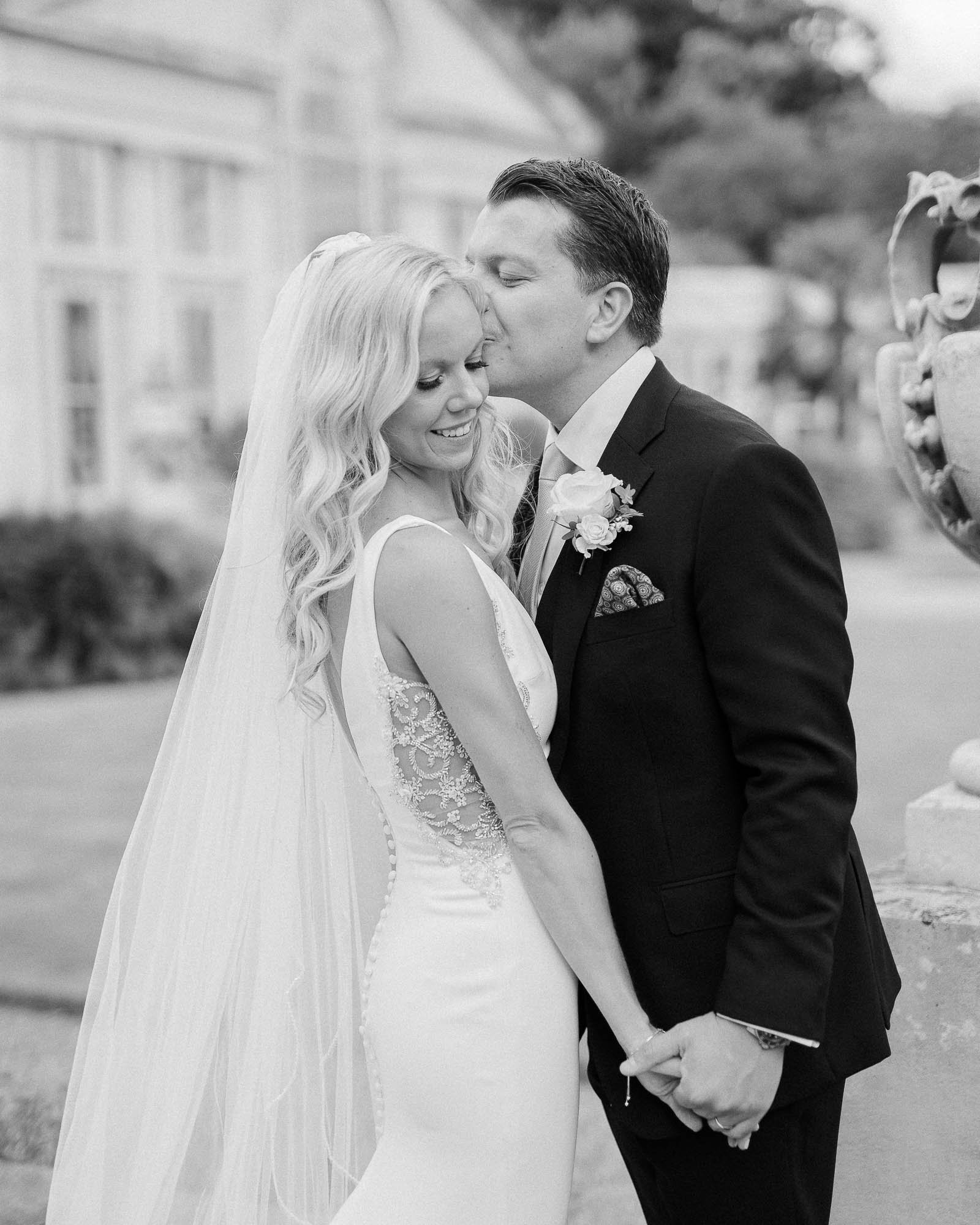 syon-park-wedding-photography-5.jpg