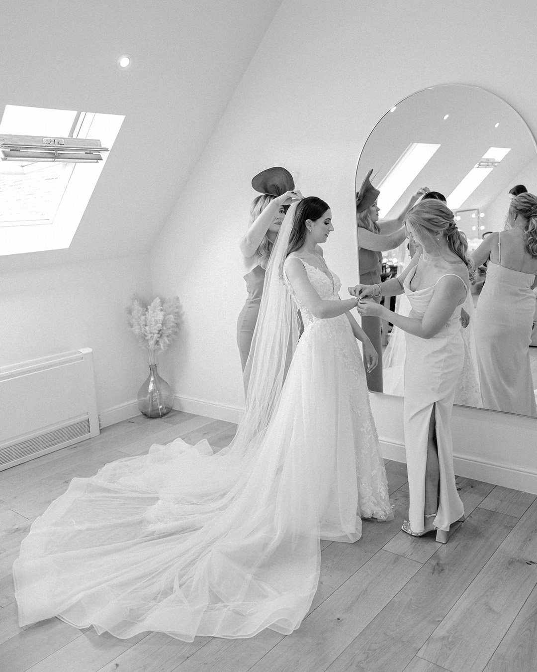 hyde-house-bridal-preparation.jpg