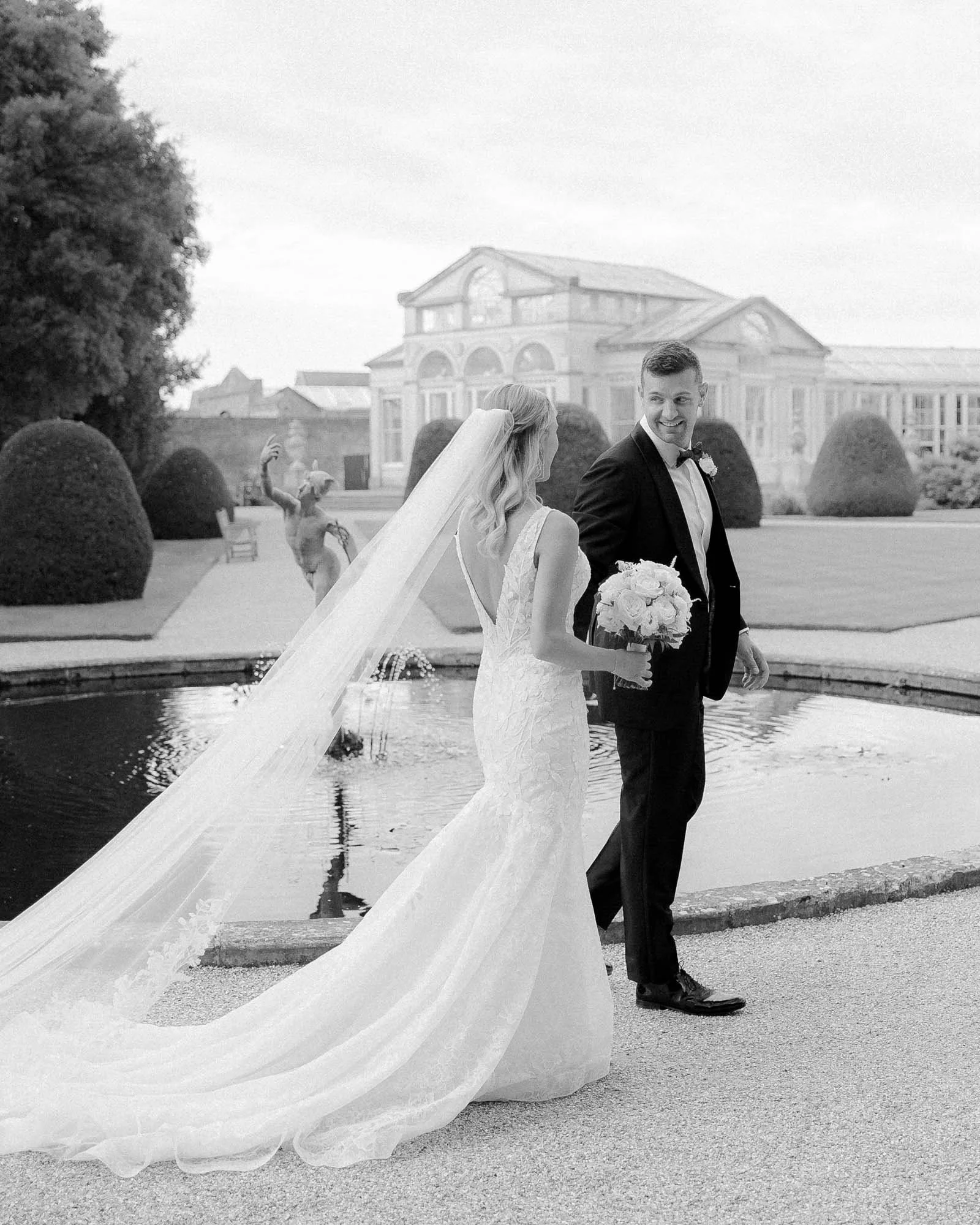 syon-park-wedding-photography-19.jpg
