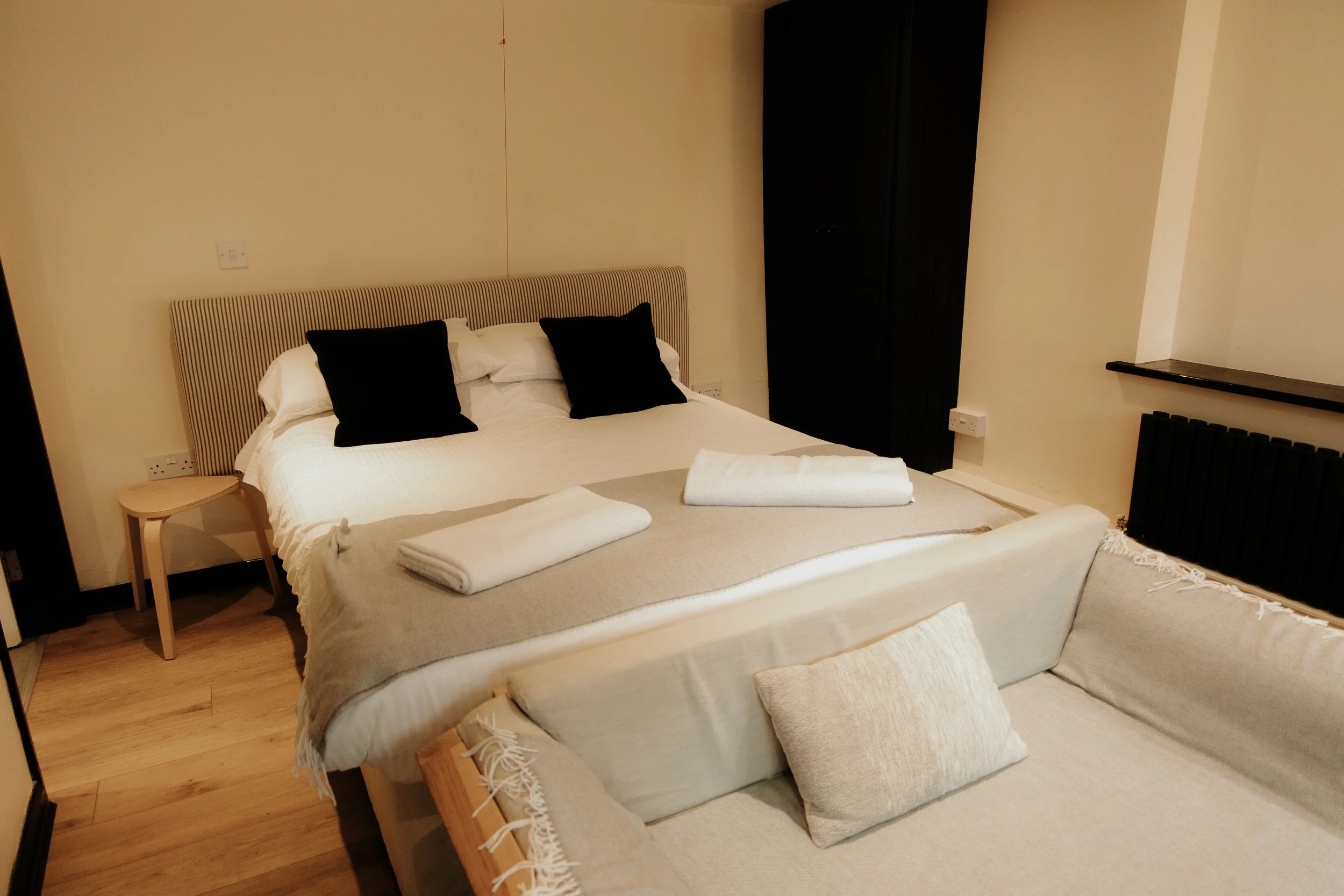 Room 19e smaller.jpg
