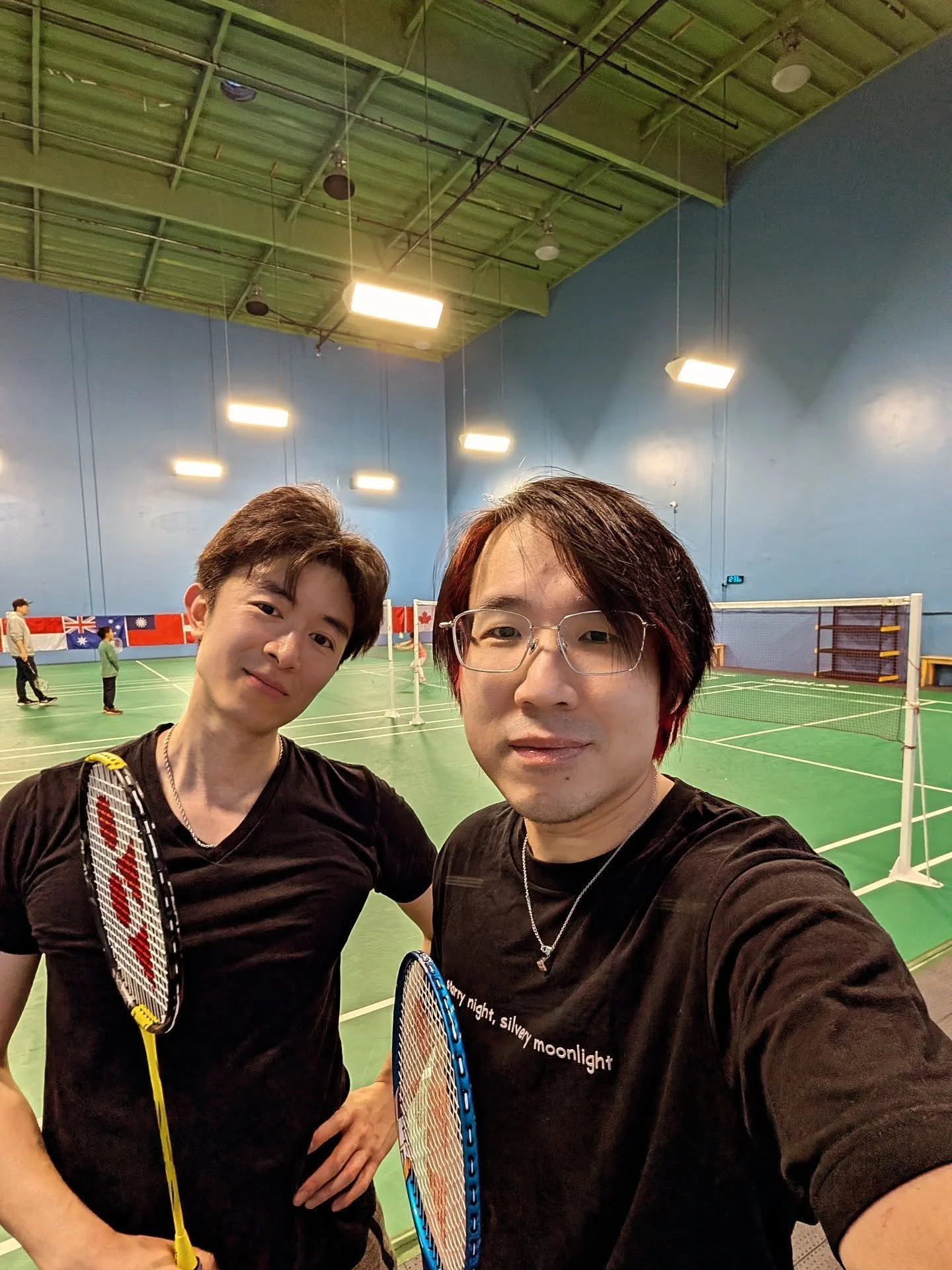 Fun badminton game with @jason.w.wei! 😀 first time playing in the bay area and I'm envious of the non humid non-stuffy natural air-conditioned courts that these people have here! 😀 Had to borrow a racket with questionable strings though. But had a 
