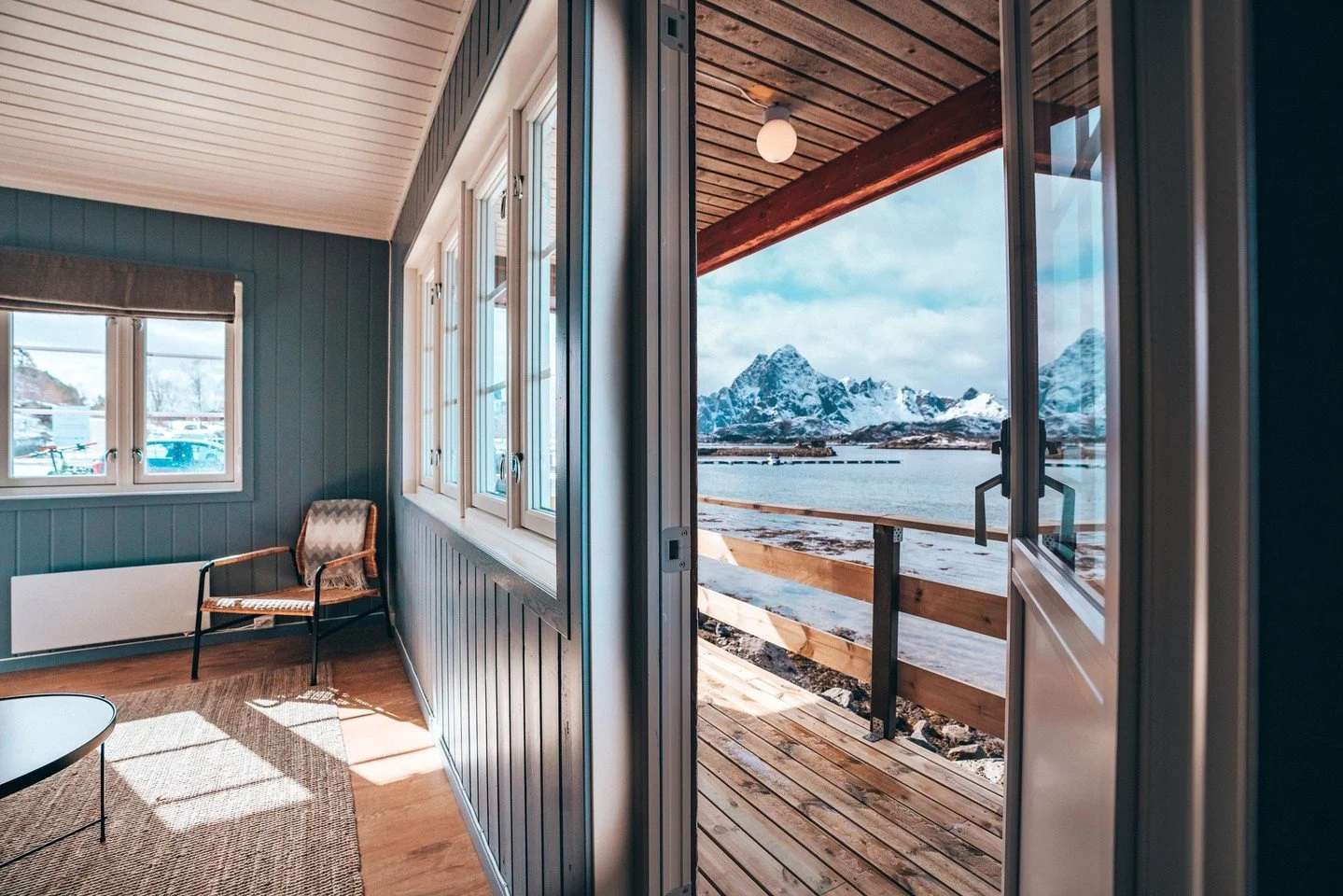 Book a cabin, they said.�
They didn’t say you’d never want to leave. 😏